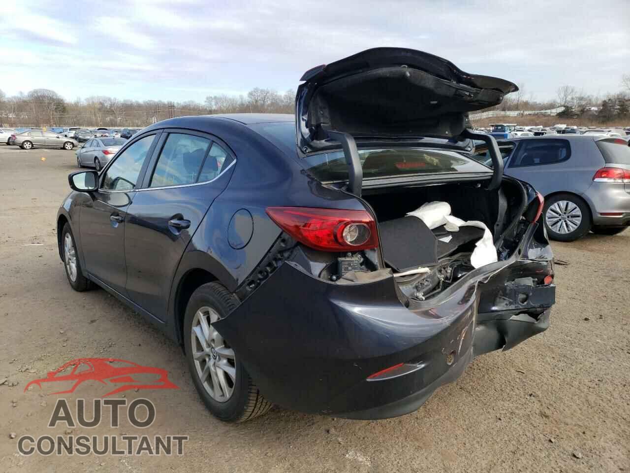 MAZDA 3 2018 - 3MZBN1U74JM187147