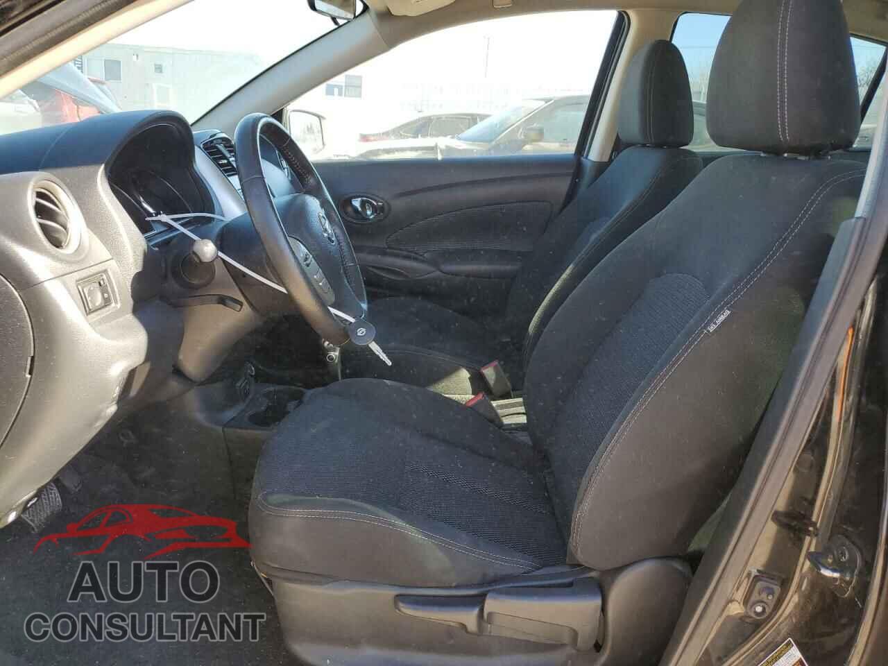 NISSAN VERSA 2017 - 3N1CN7AP5HL891732