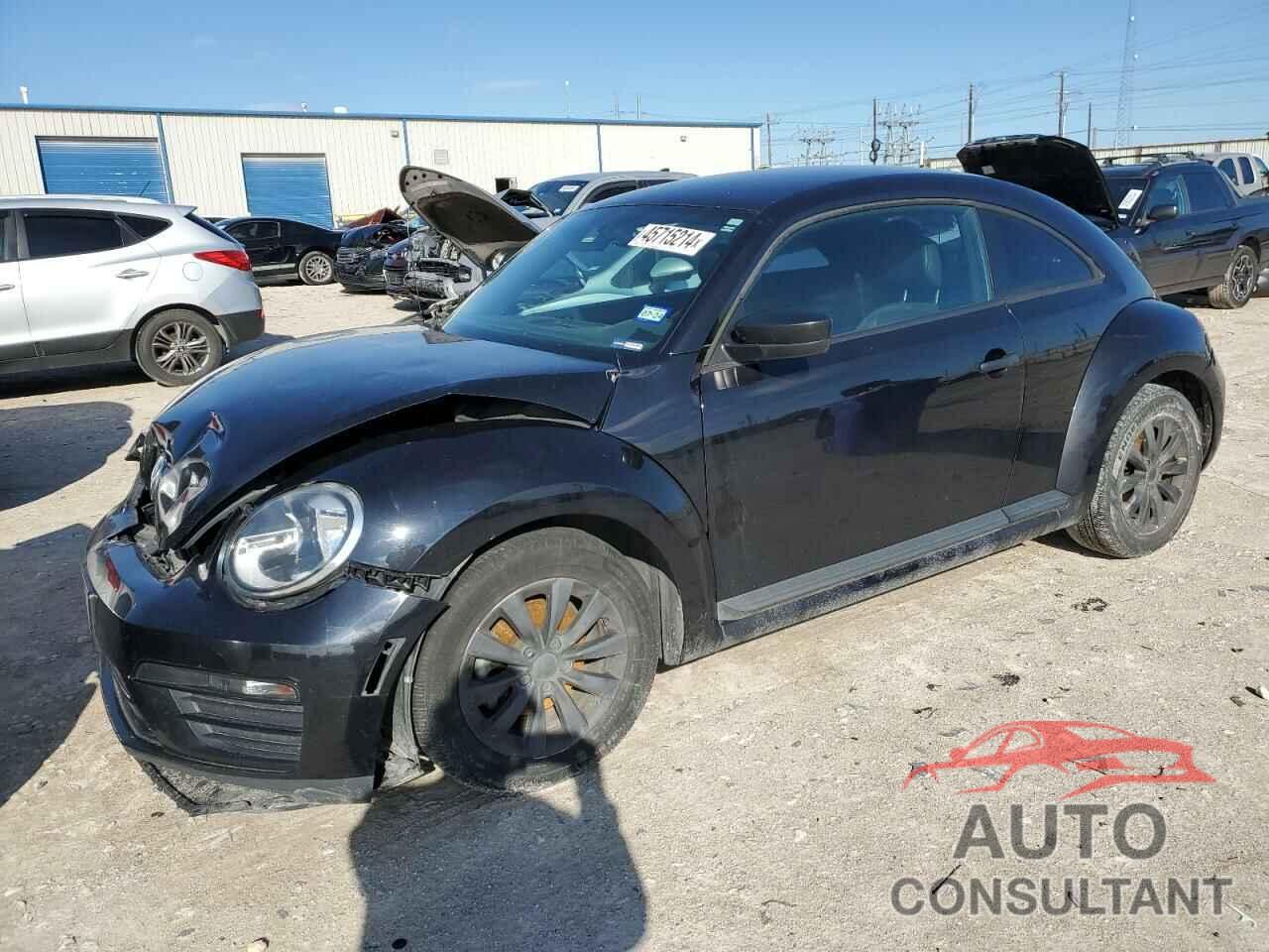 VOLKSWAGEN BEETLE 2017 - 3VWF17AT6HM629793