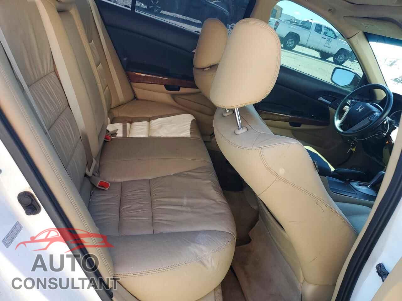 HONDA ACCORD 2012 - 1HGCP3F84CA010957
