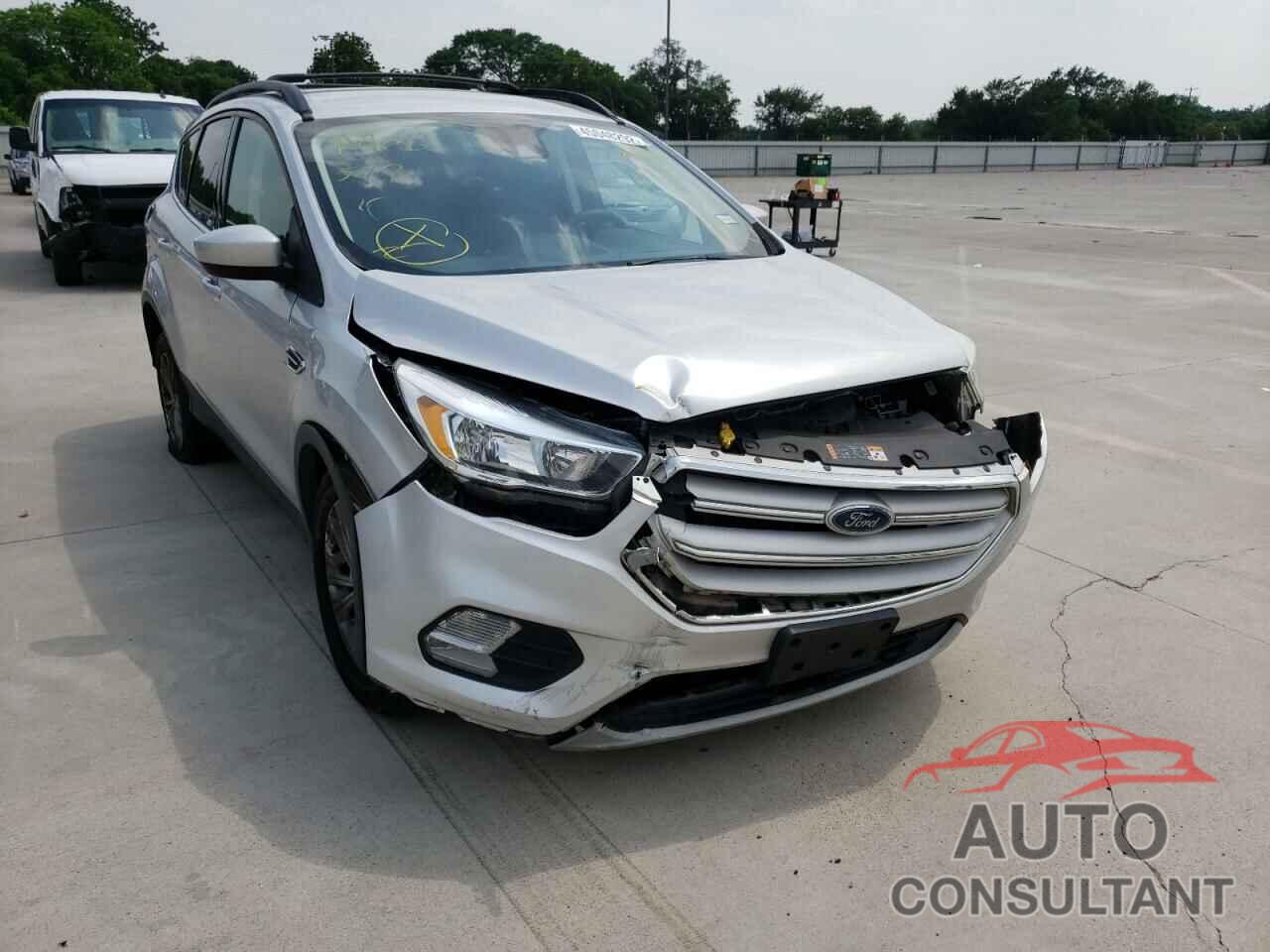 FORD ESCAPE 2018 - 1FMCU9GD8JUA14927