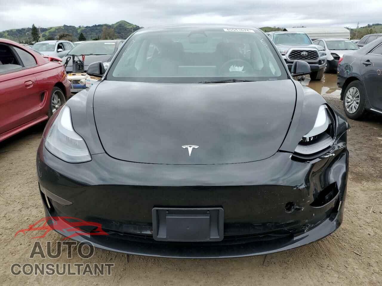 TESLA MODEL 3 2023 - 5YJ3E1EA7PF630471