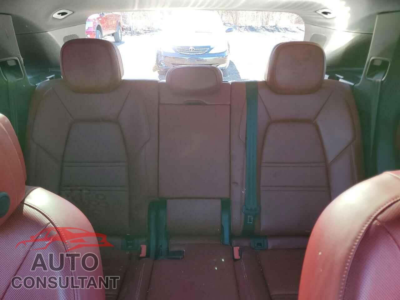 PORSCHE CAYENNE 2019 - WP1AA2AY5KDA18263