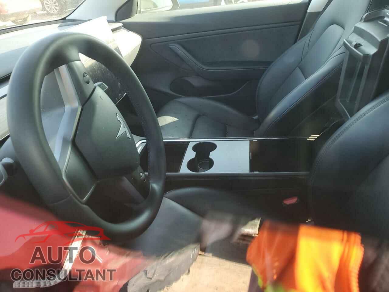 TESLA MODEL 3 2021 - 5YJ3E1EBXMF858744