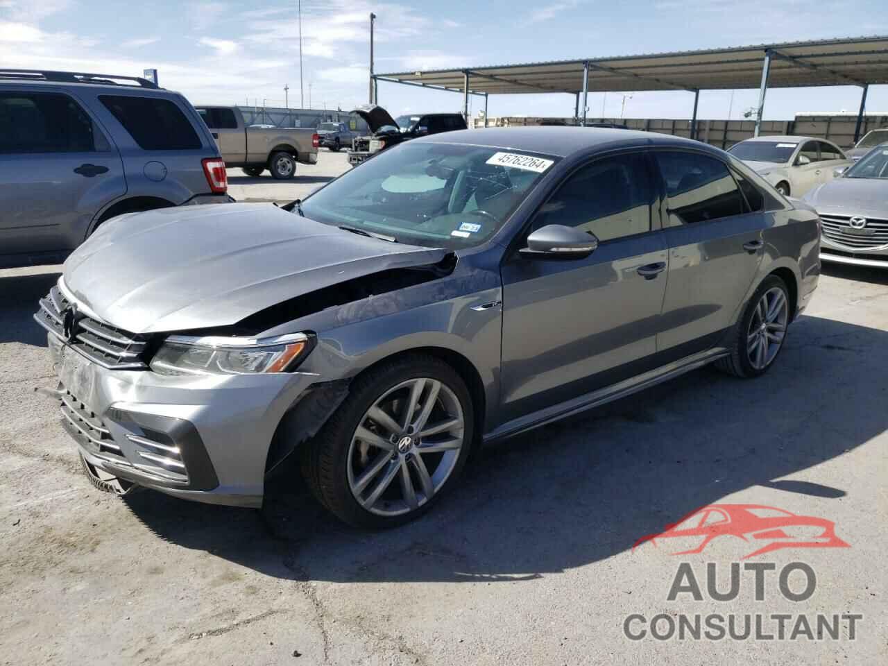 VOLKSWAGEN PASSAT 2018 - 1VWAA7A37JC026028