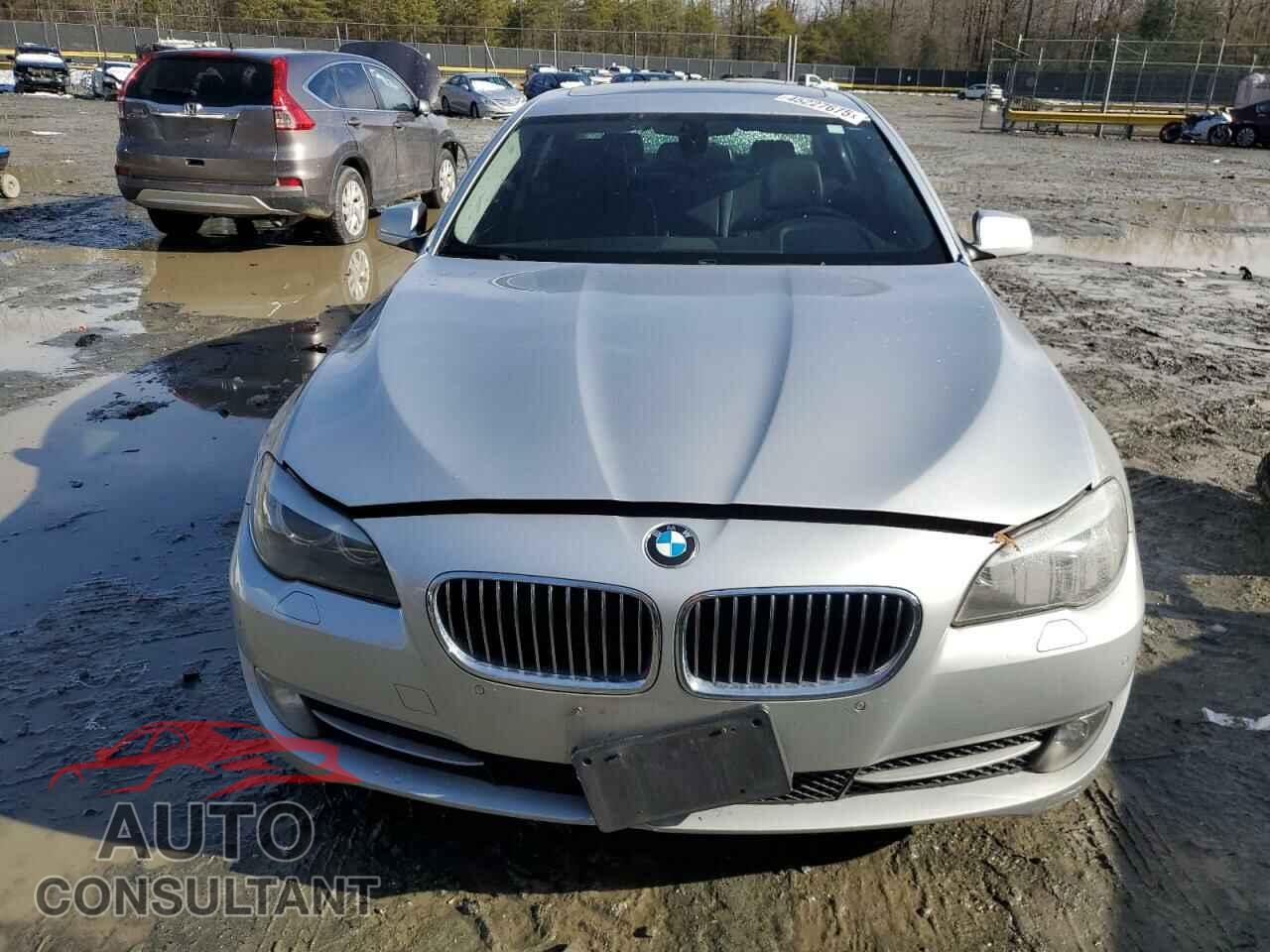 BMW 5 SERIES 2012 - WBAFU7C5XCDU63398