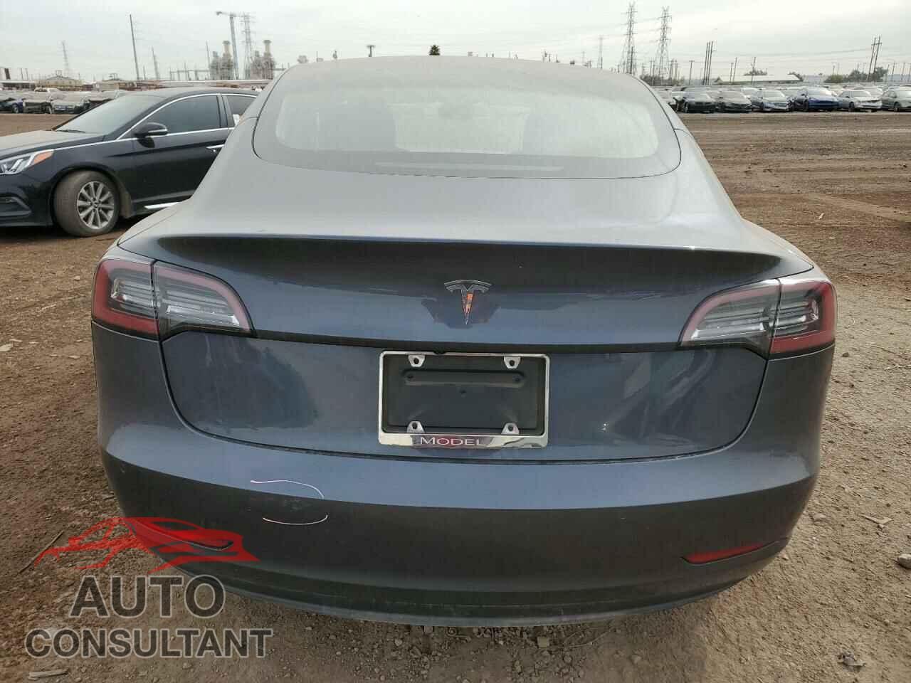TESLA MODEL 3 2019 - 5YJ3E1EAXKF464231
