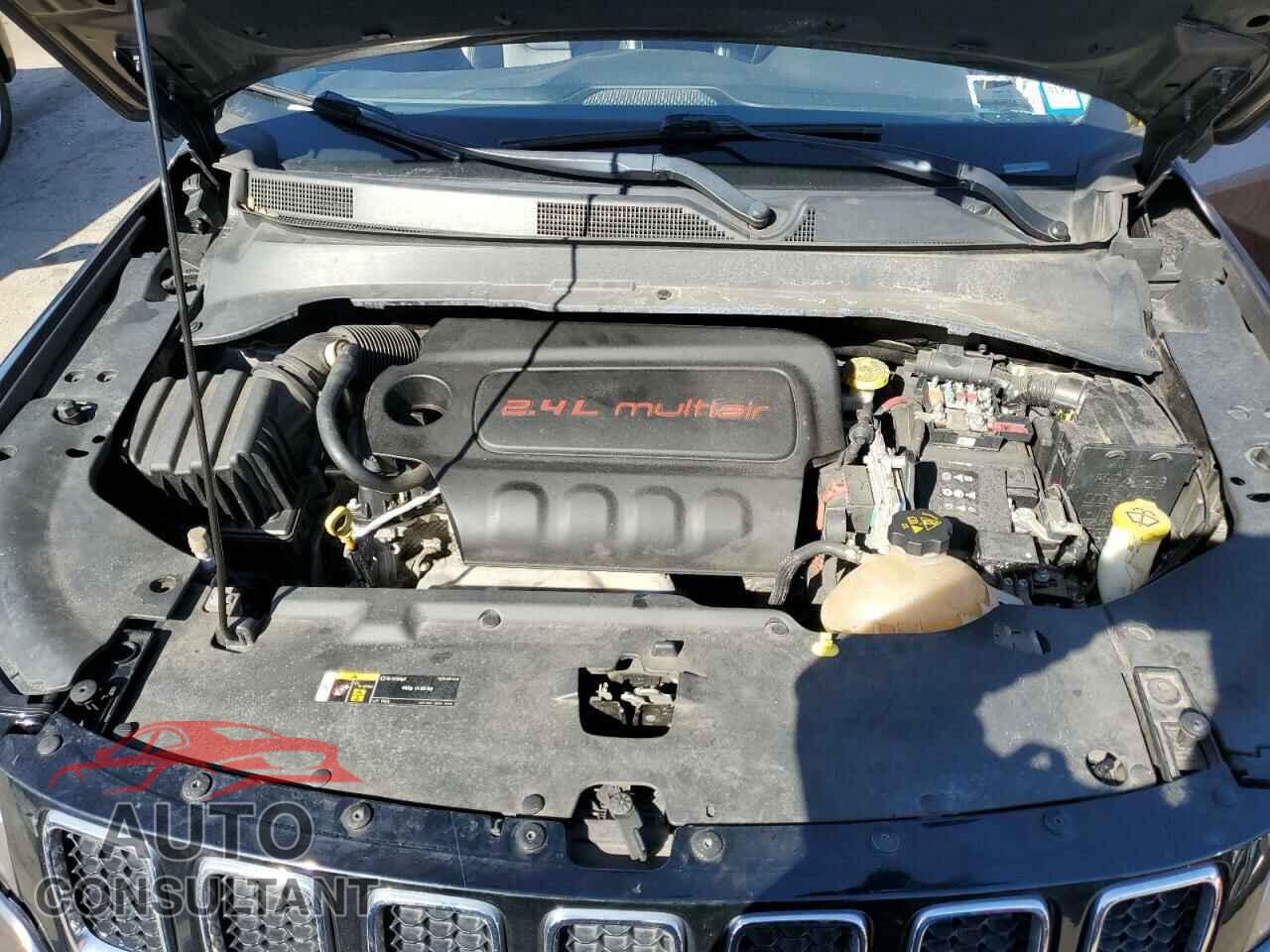 JEEP COMPASS 2018 - 3C4NJDCBXJT372876