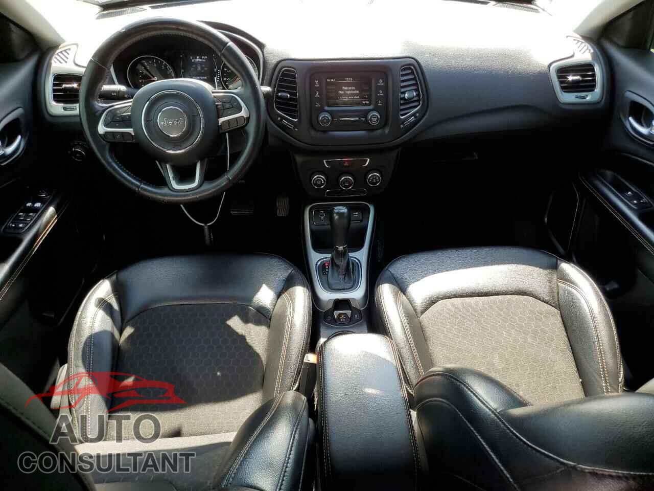 JEEP COMPASS 2018 - 3C4NJCBB4JT466442