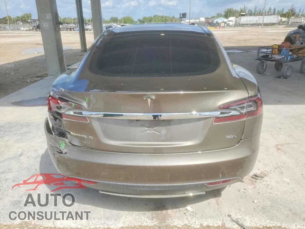 TESLA MODEL S 2016 - 5YJSA1E20GF131415
