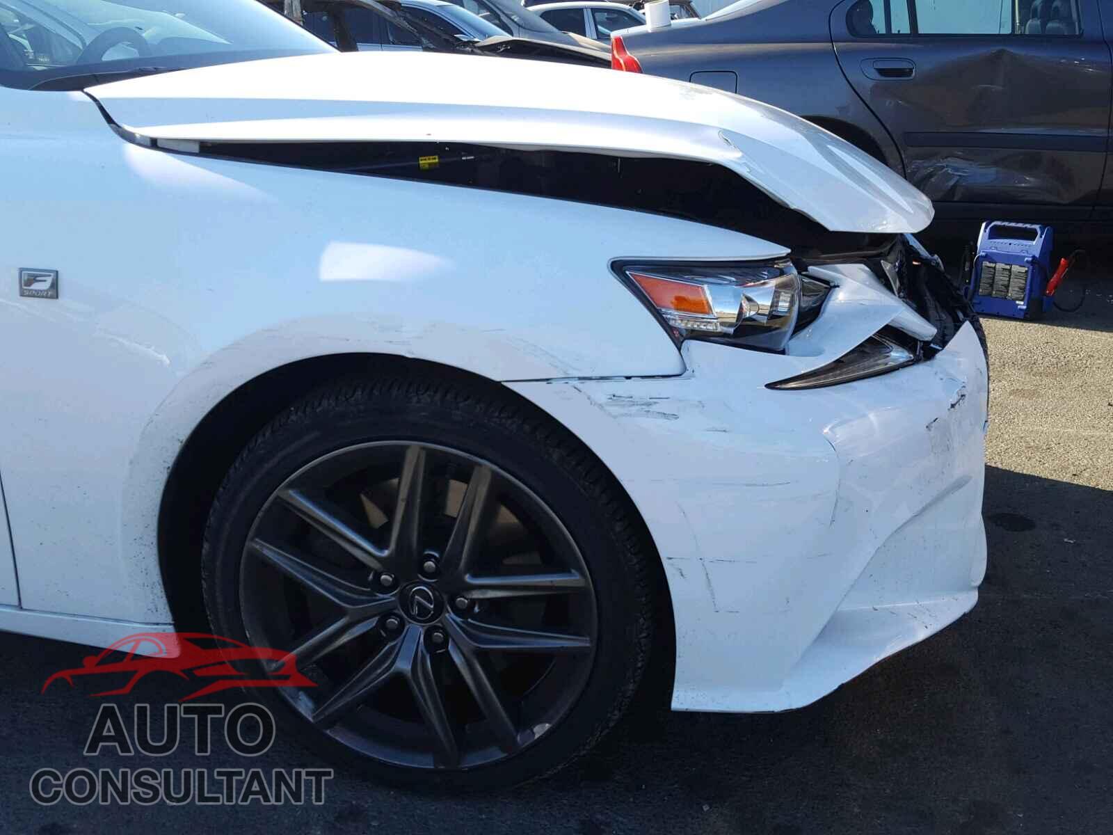 LEXUS IS 2016 - JTHBA1D29G5023280