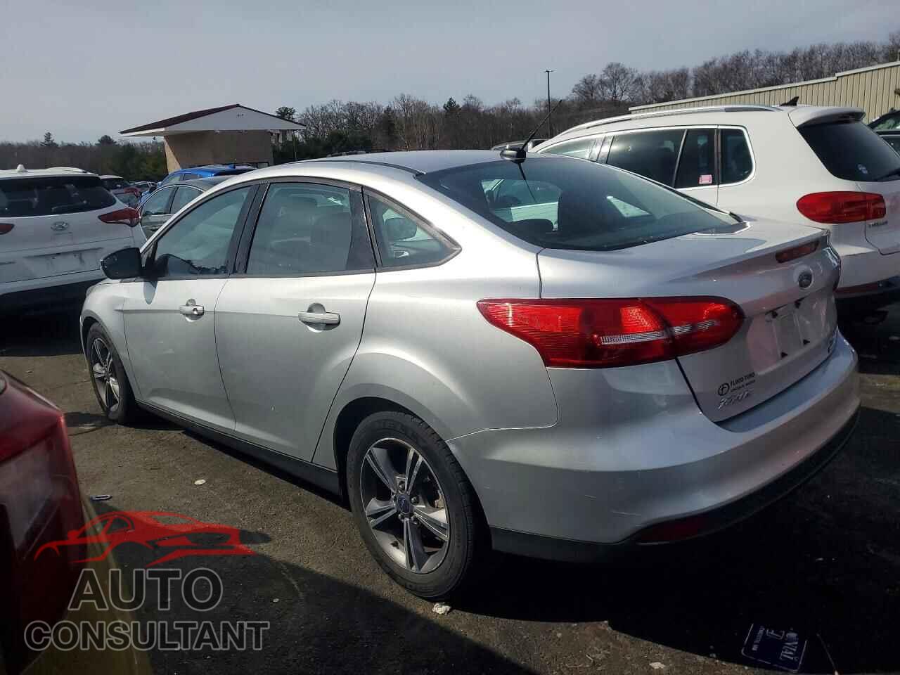 FORD FOCUS 2017 - 1FADP3FE4HL255879