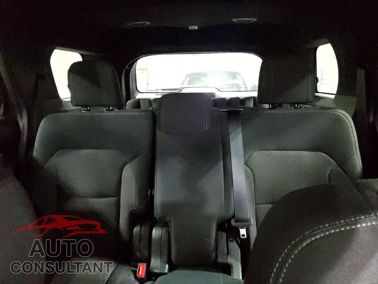 FORD EXPLORER 2017 - 1FM5K8D87HGA52237