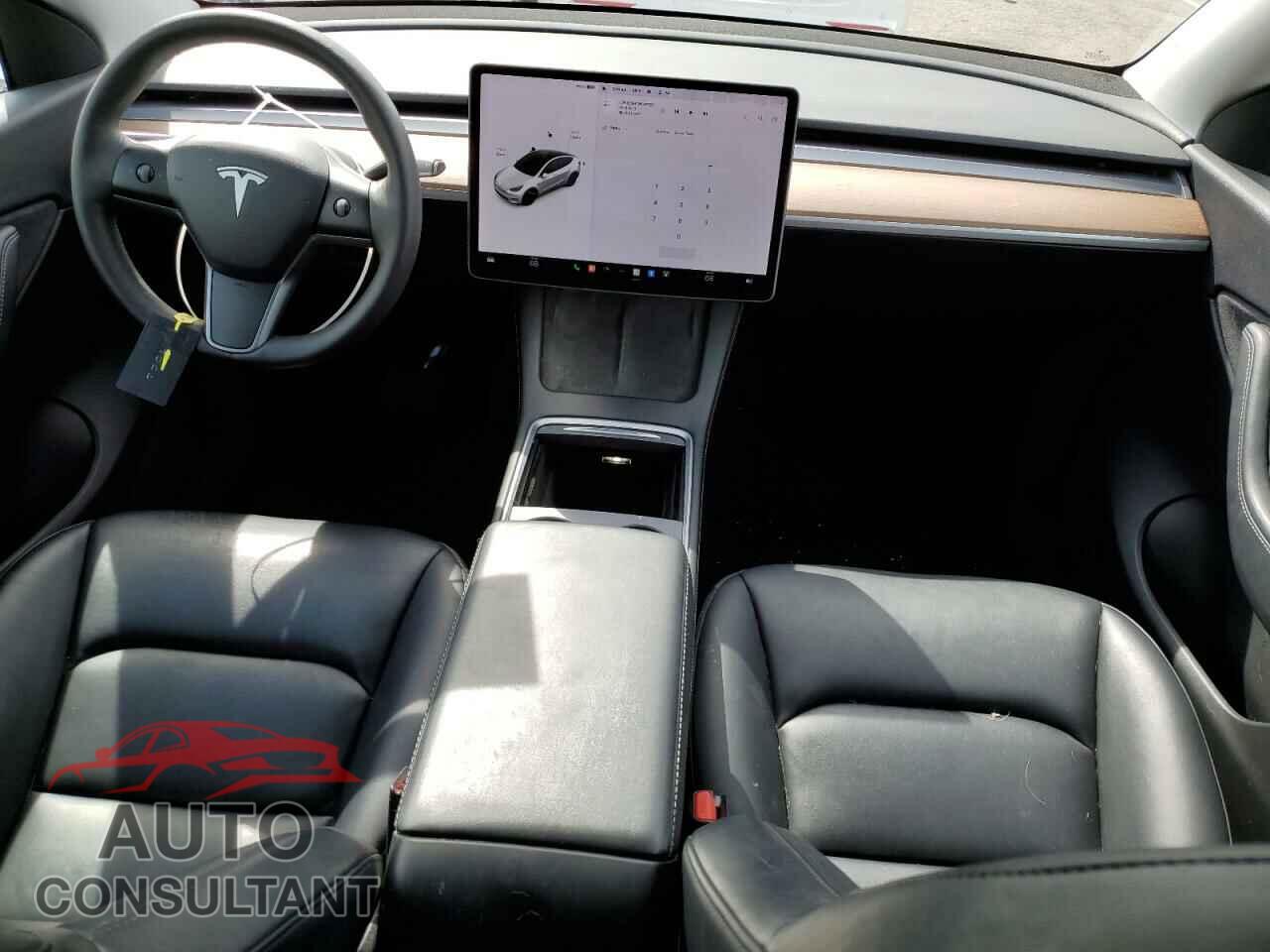 TESLA MODEL Y 2021 - 5YJYGDED0MF124262