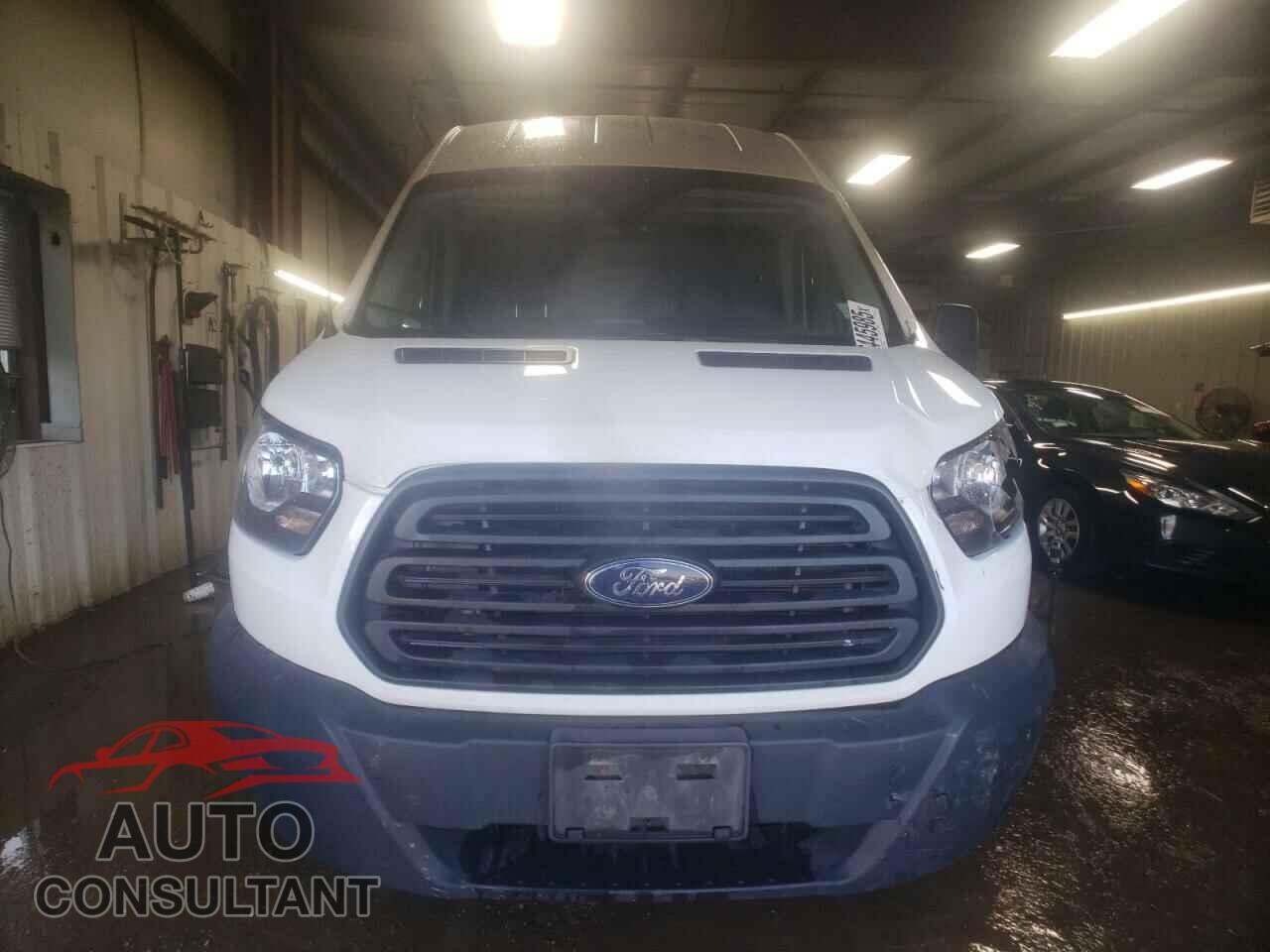 FORD TRANSIT 2017 - 1FTYR2XM4HKB53168