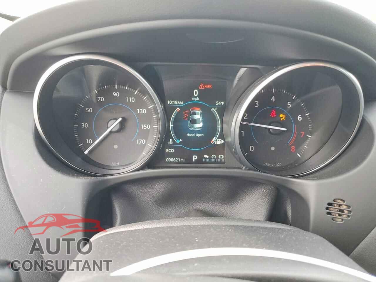 JAGUAR XE 2017 - SAJAN4BV9HA950838