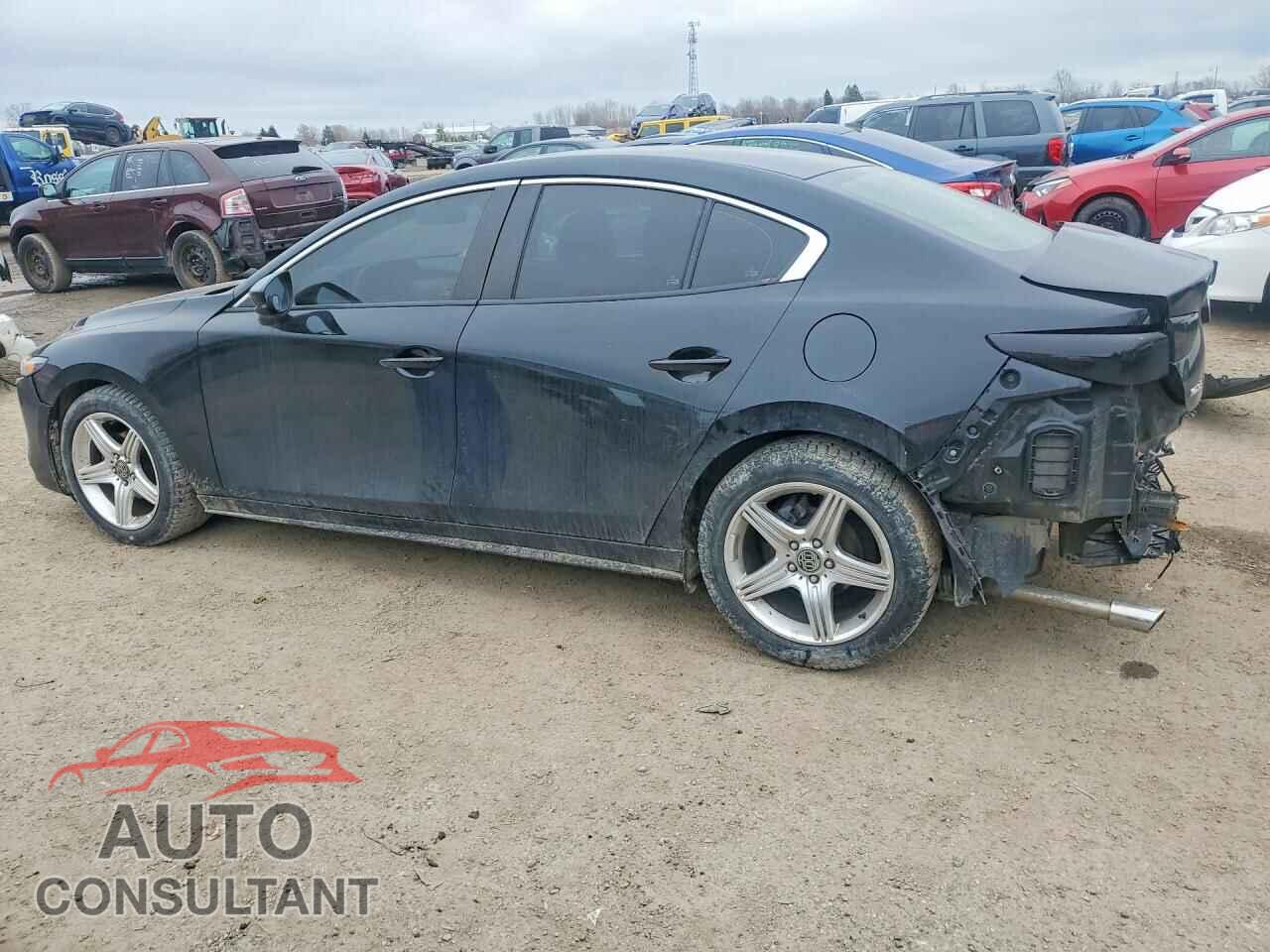 MAZDA 3 2019 - 3MZBPACL7KM114381