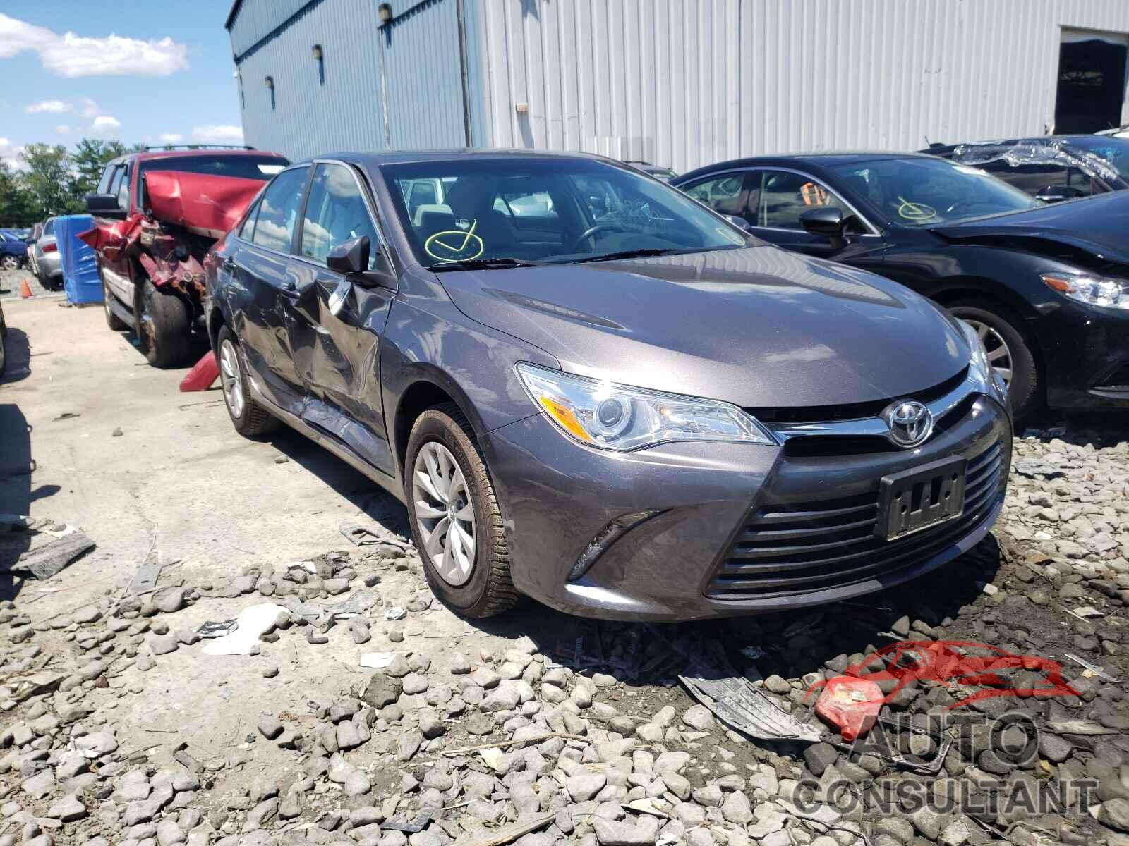 TOYOTA CAMRY 2016 - 4T4BF1FKXGR559467
