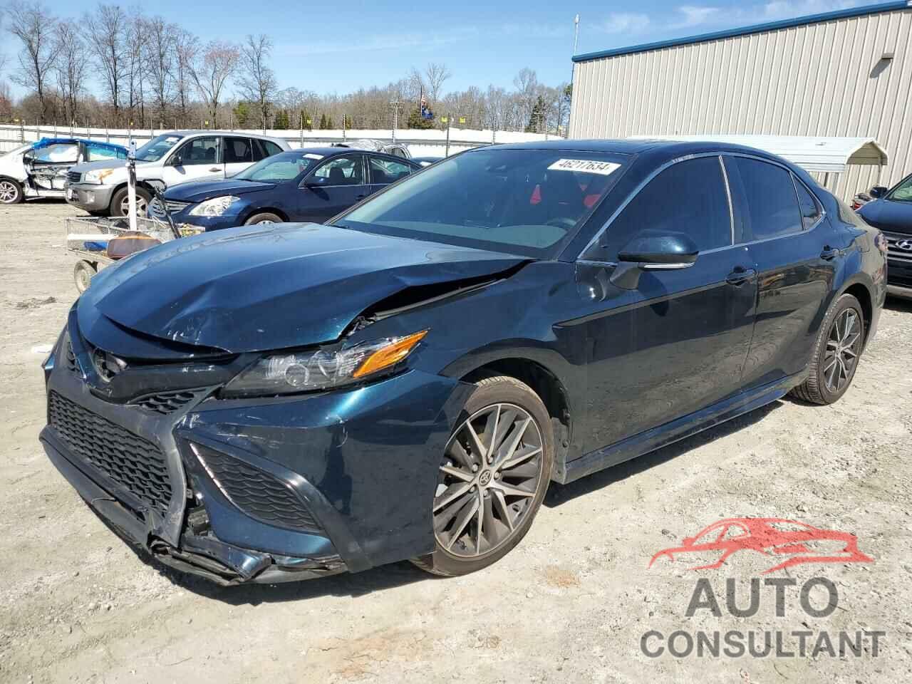 TOYOTA CAMRY 2021 - 4T1G11AK4MU602251