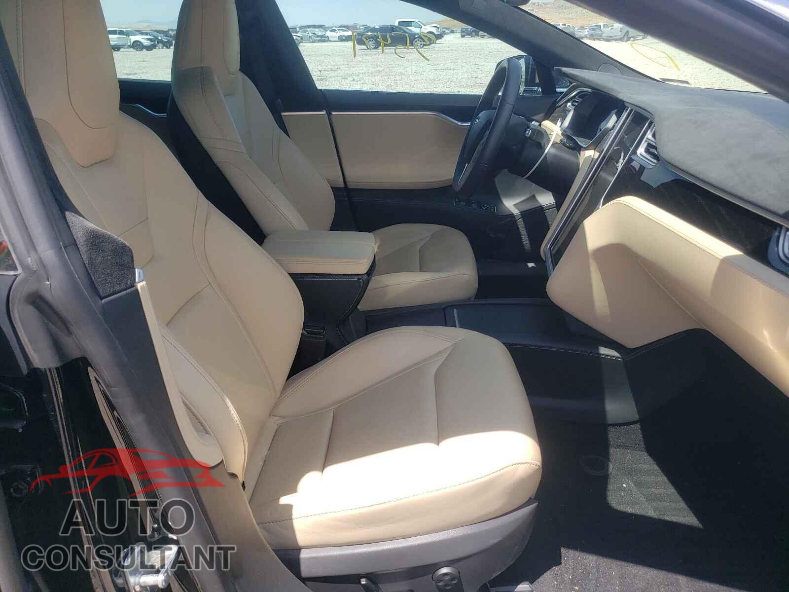 TESLA MODEL S 2016 - 5YJSA1E2XGF170416
