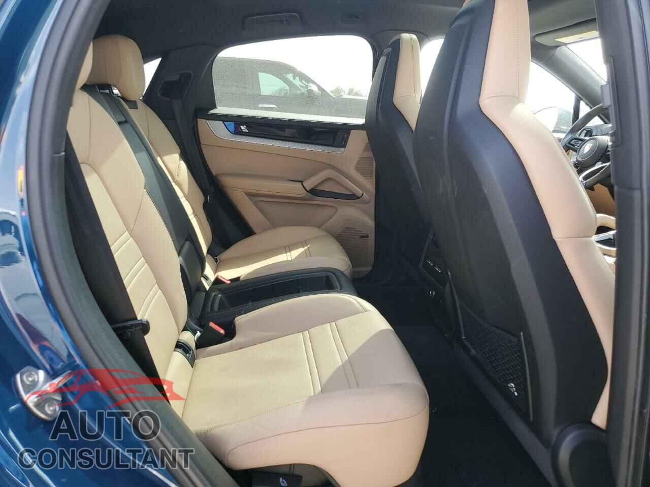 PORSCHE CAYENNE 2024 - WP1BA2AY7RDA53465