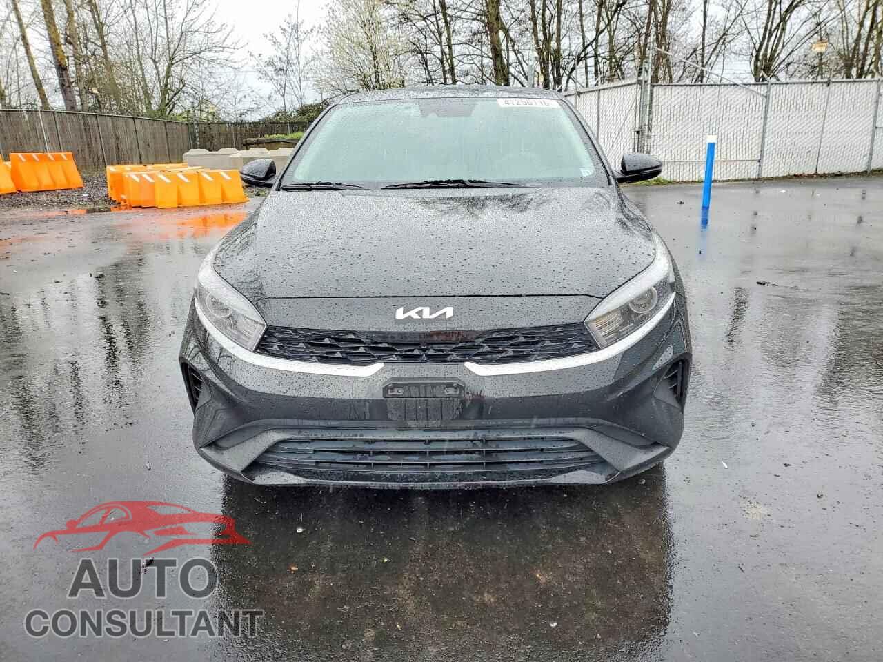 KIA FORTE 2023 - 3KPF24AD5PE575242