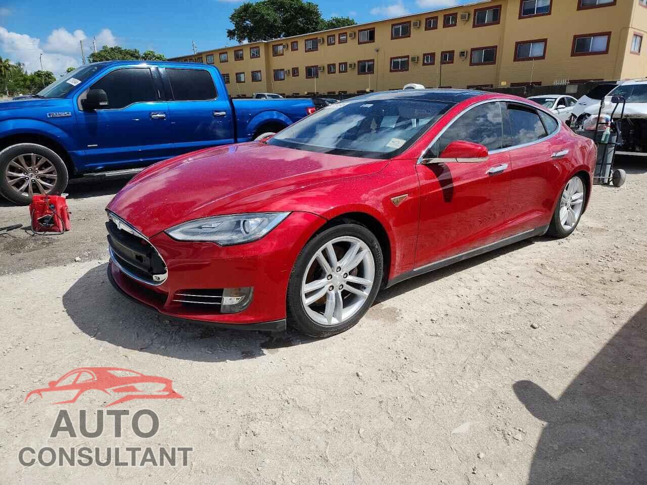 TESLA MODEL S 2013 - 5YJSA1CP9DFP11417