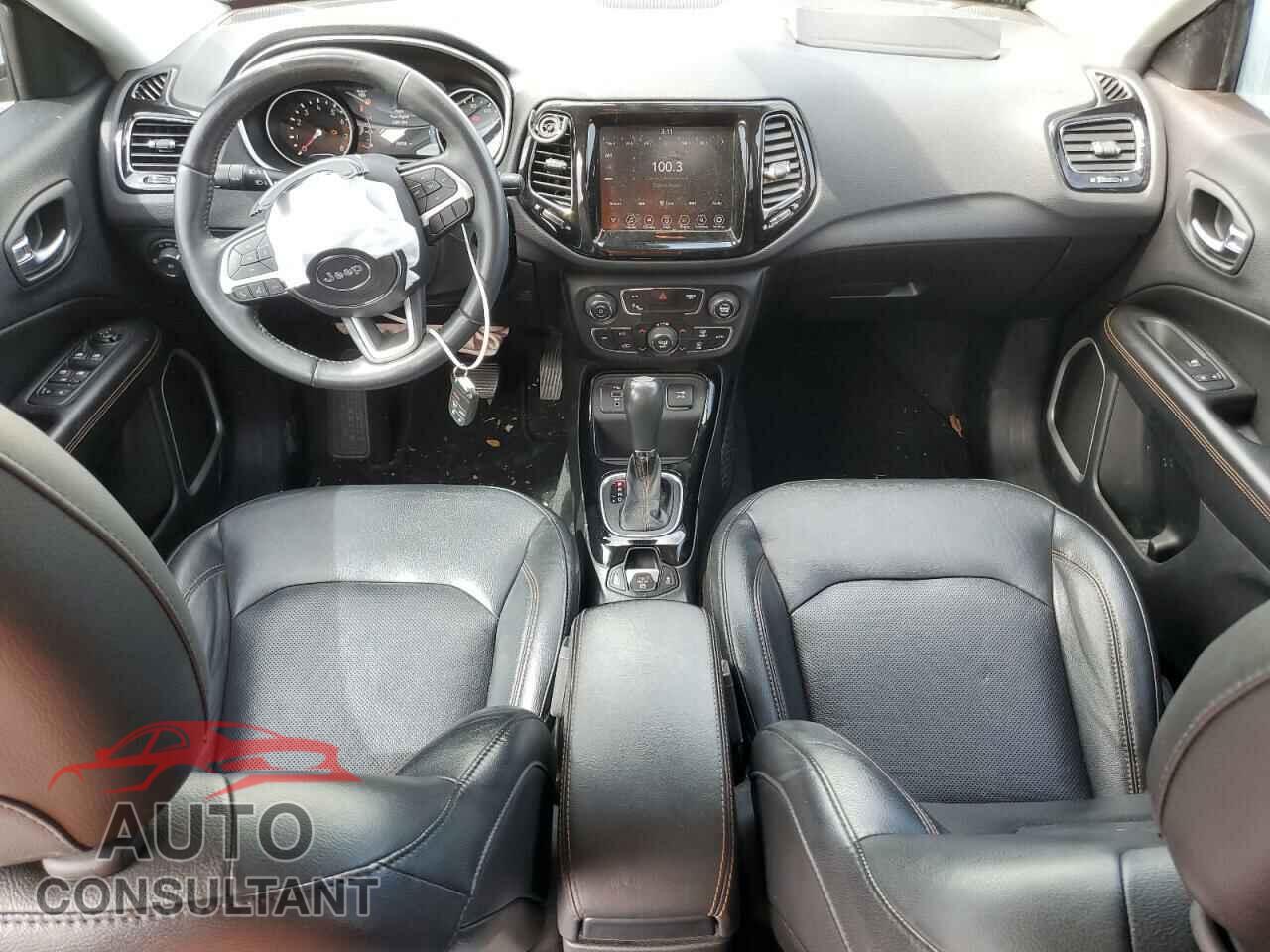 JEEP COMPASS 2018 - 3C4NJCCB7JT502977