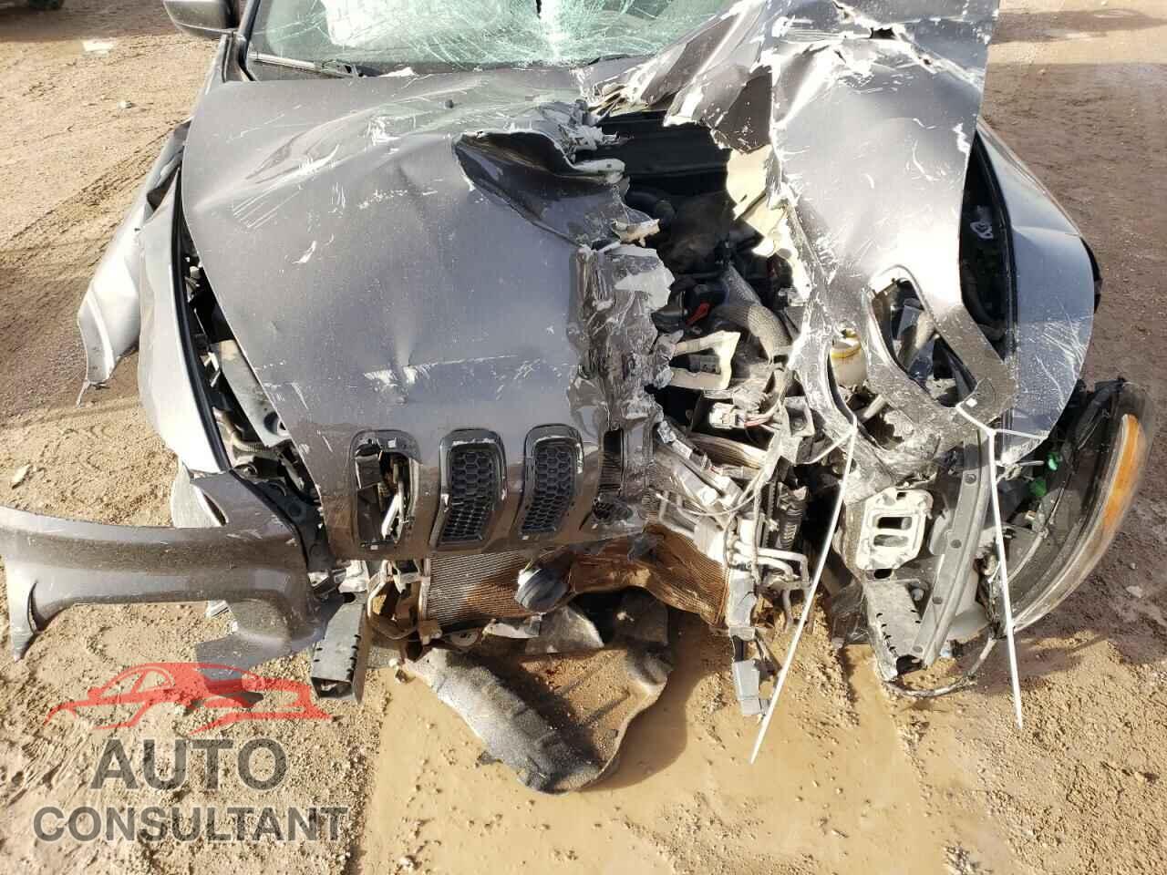 JEEP GRAND CHER 2018 - 1C4PJLCB6JD588233