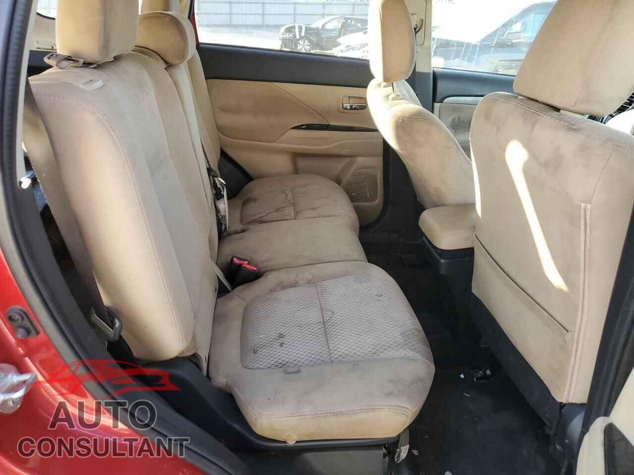 MITSUBISHI OUTLANDER 2016 - JA4AD3A35GZ036107