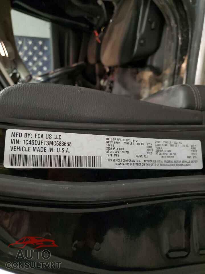 DODGE DURANGO 2021 - 1C4SDJFT3MC683658