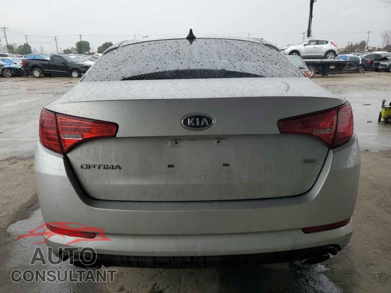 KIA OPTIMA 2011 - KNAGM4A77B5166248