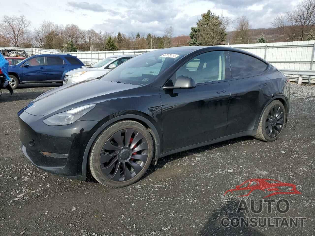 TESLA MODEL Y 2021 - 5YJYGDEF8MF137715