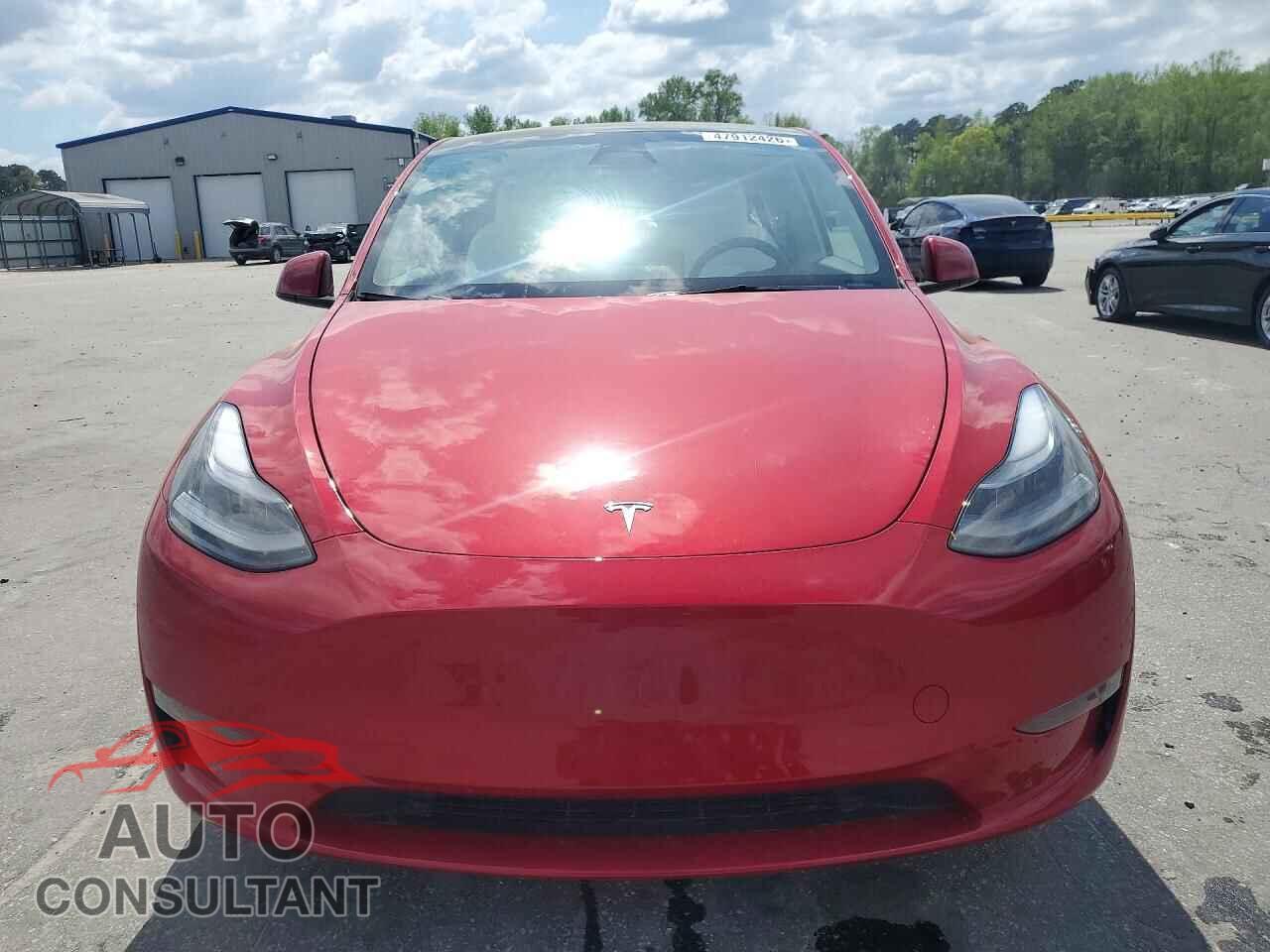 TESLA MODEL Y 2023 - 7SAYGAEE1PF895117