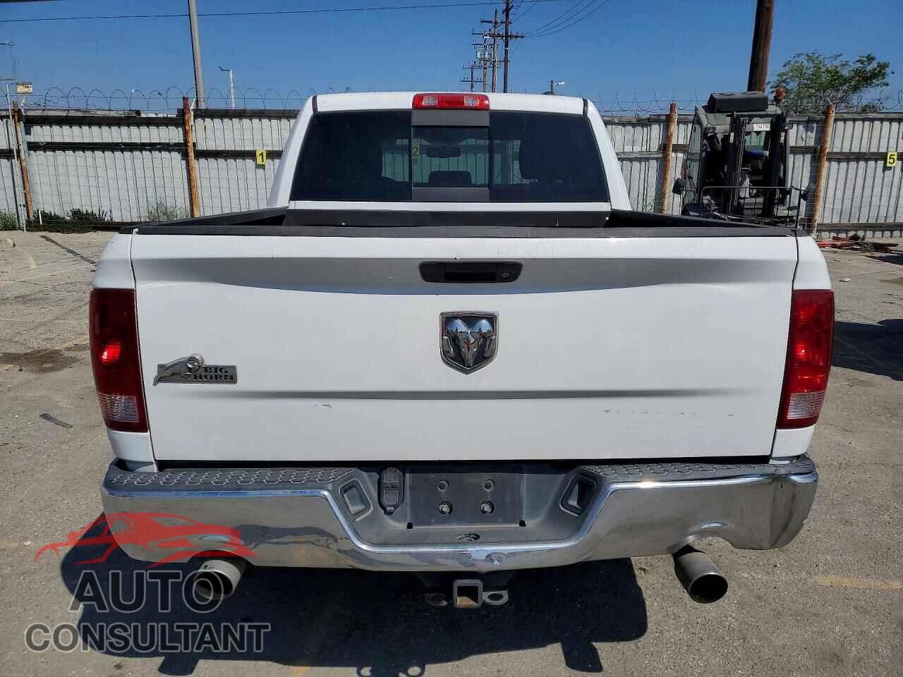 DODGE RAM 1500 2011 - 1D7RB1CT8BS564733