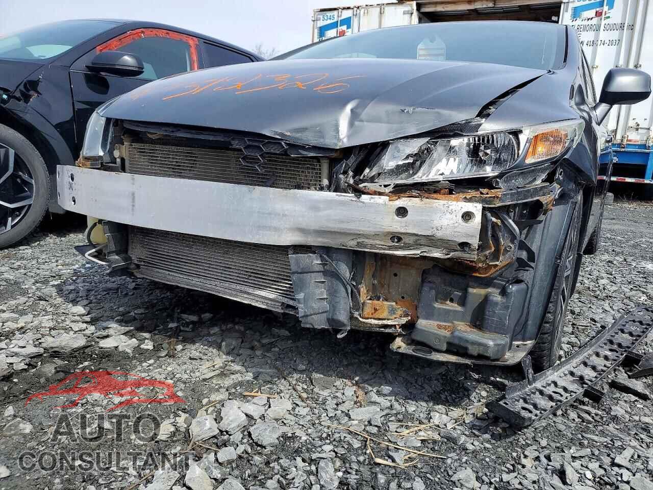 HONDA CIVIC 2013 - 2HGFB2F55DH030939