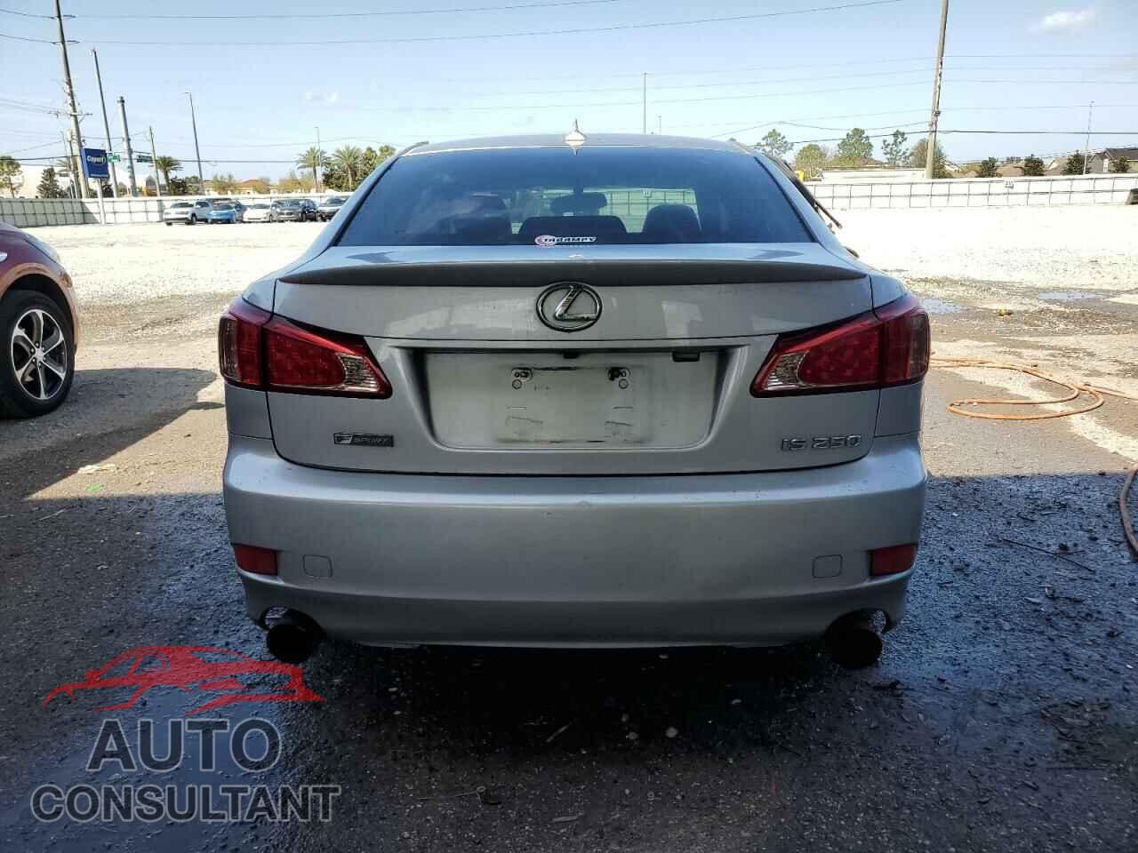LEXUS IS 2011 - JTHBF5C29B5144202