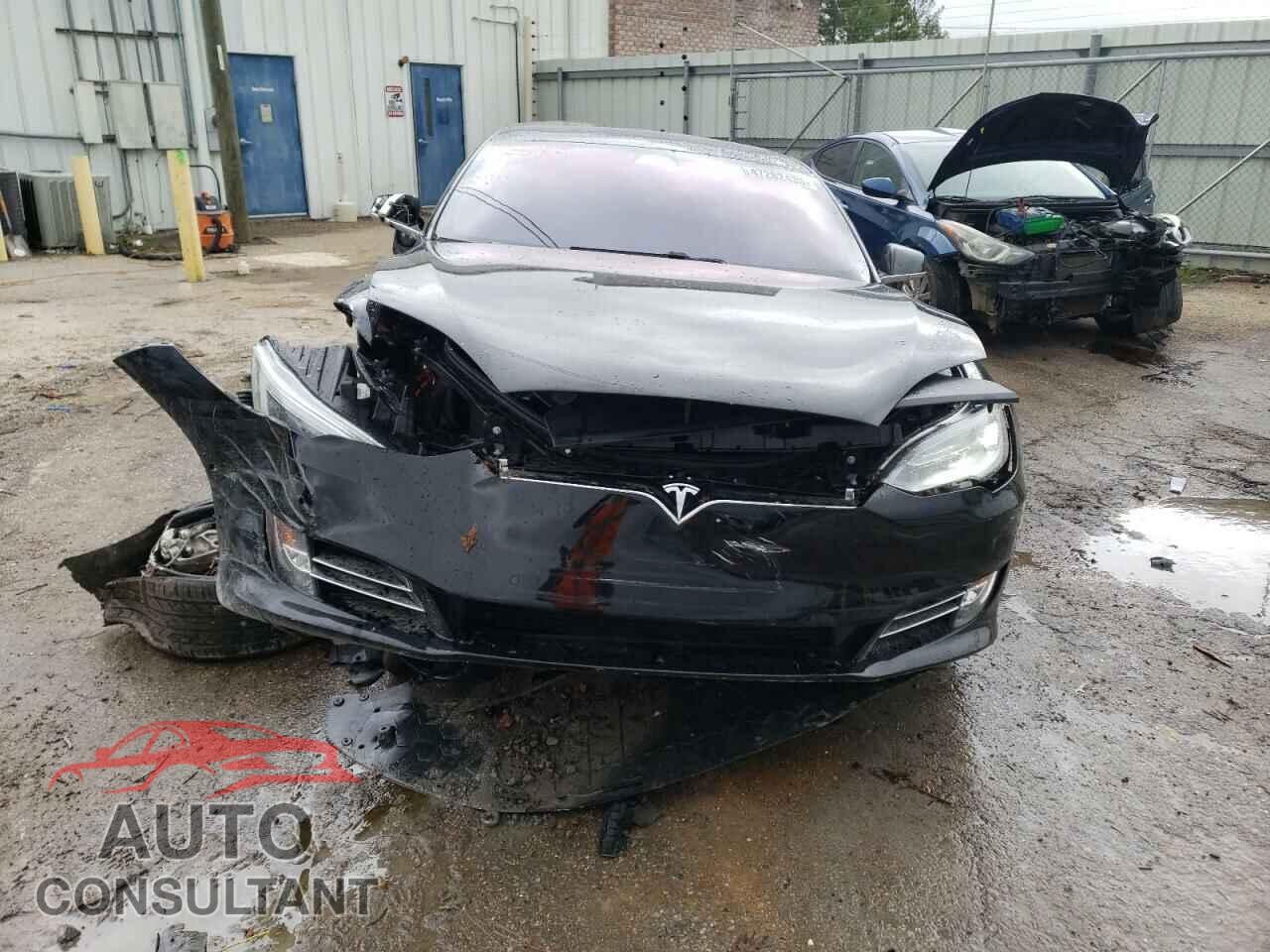 TESLA MODEL S 2020 - 5YJSA1E49LF409871