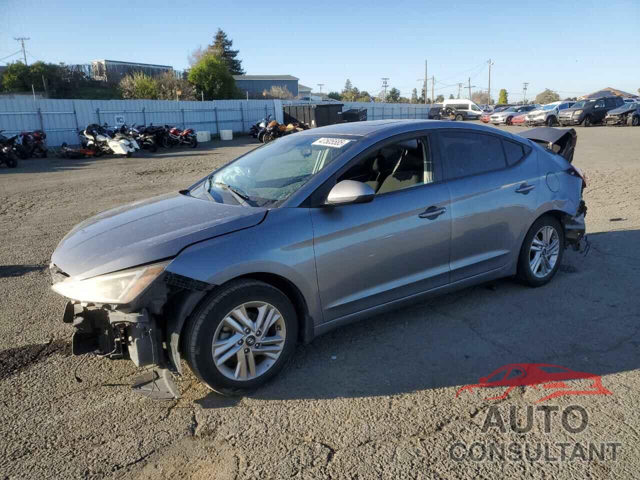 HYUNDAI ELANTRA 2019 - KMHD84LFXKU874557