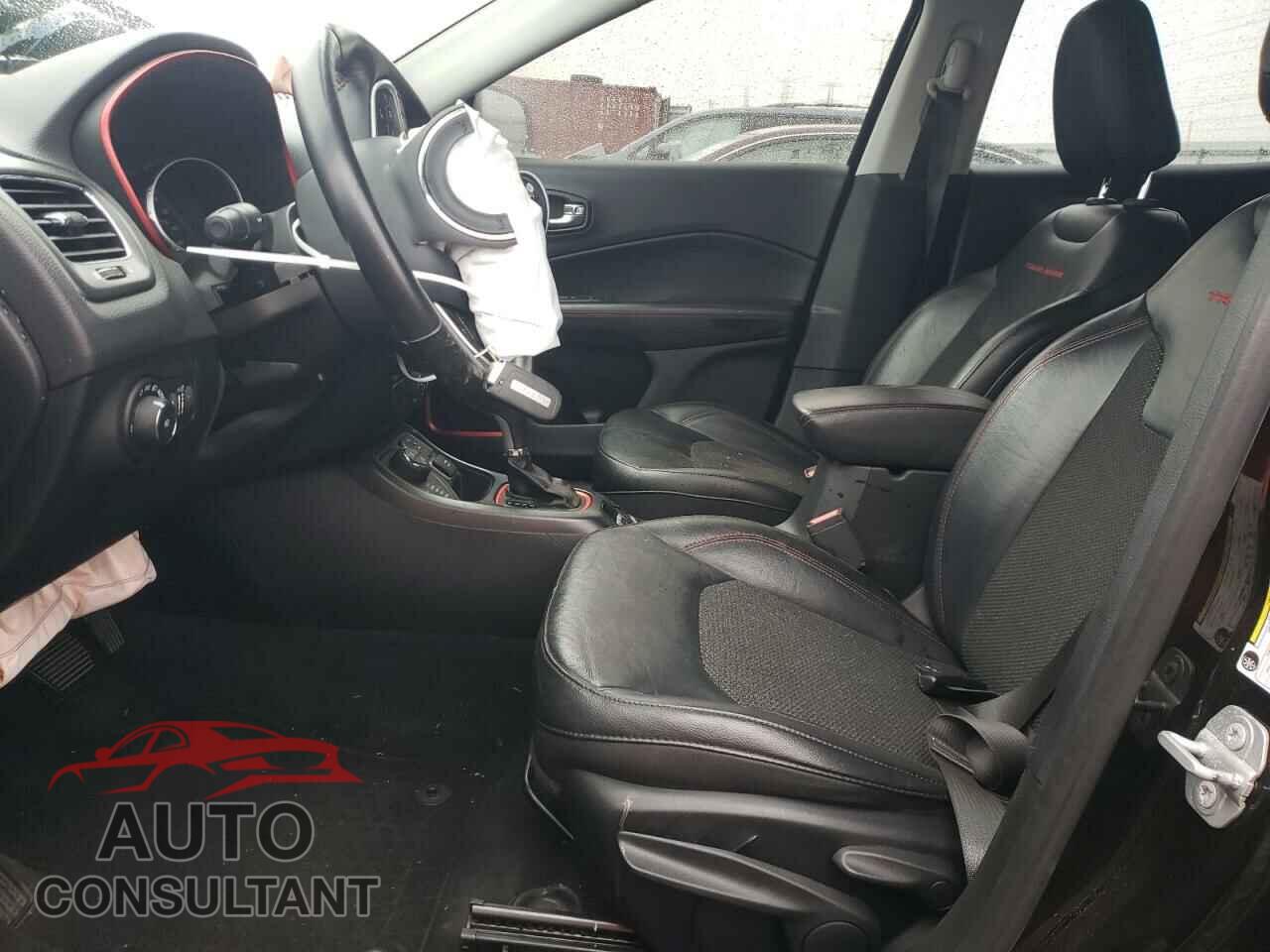 JEEP COMPASS 2018 - 3C4NJDDB3JT263836