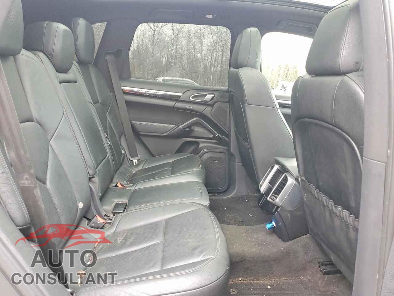 PORSCHE CAYENNE 2014 - WP1AA2A25ELA90344
