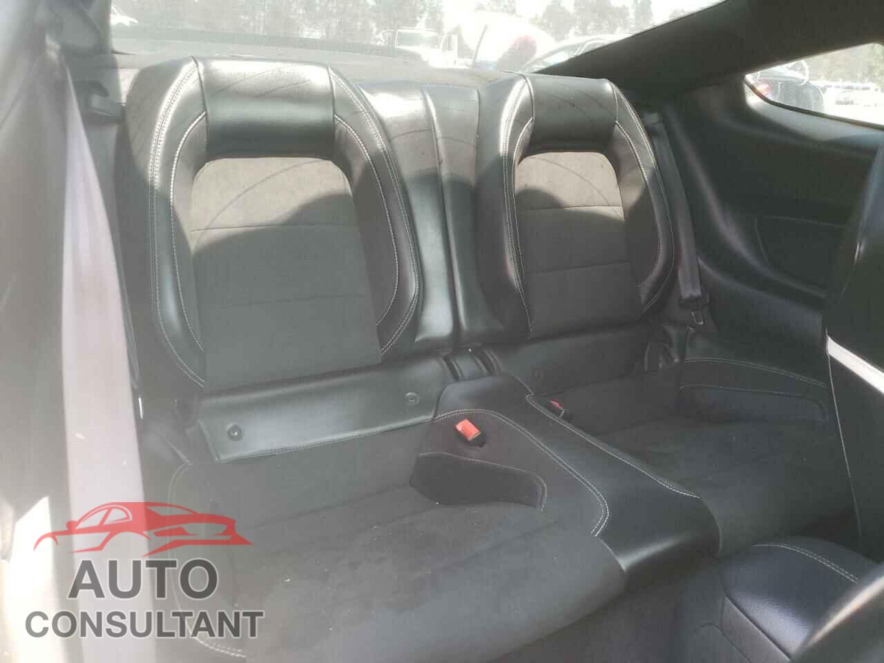 FORD MUSTANG 2020 - 1FA6P8SJ4L5501531