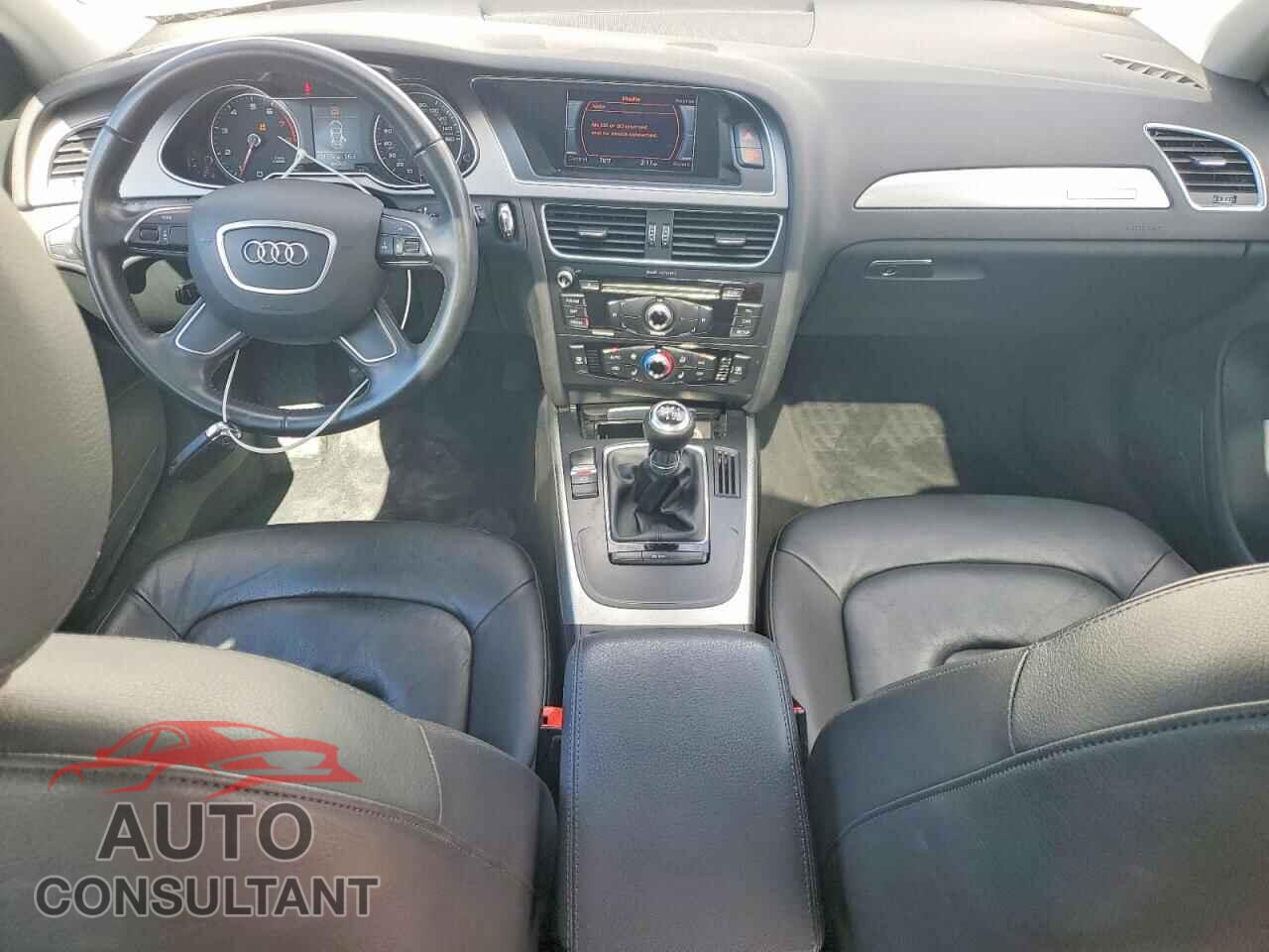 AUDI A4 2014 - WAUDFAFL0EN044076