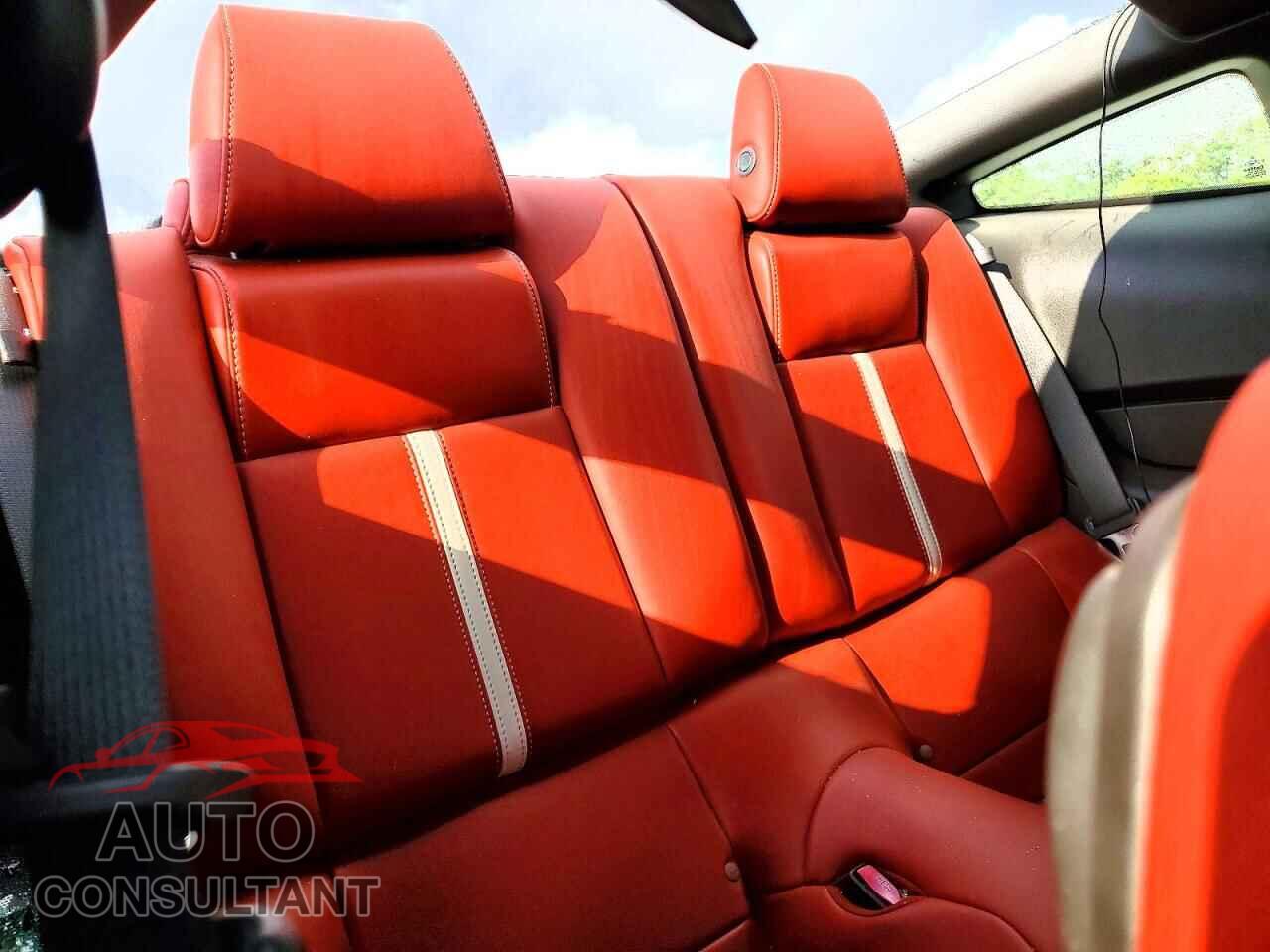 FORD MUSTANG 2011 - 1ZVBP8CF3B5169760