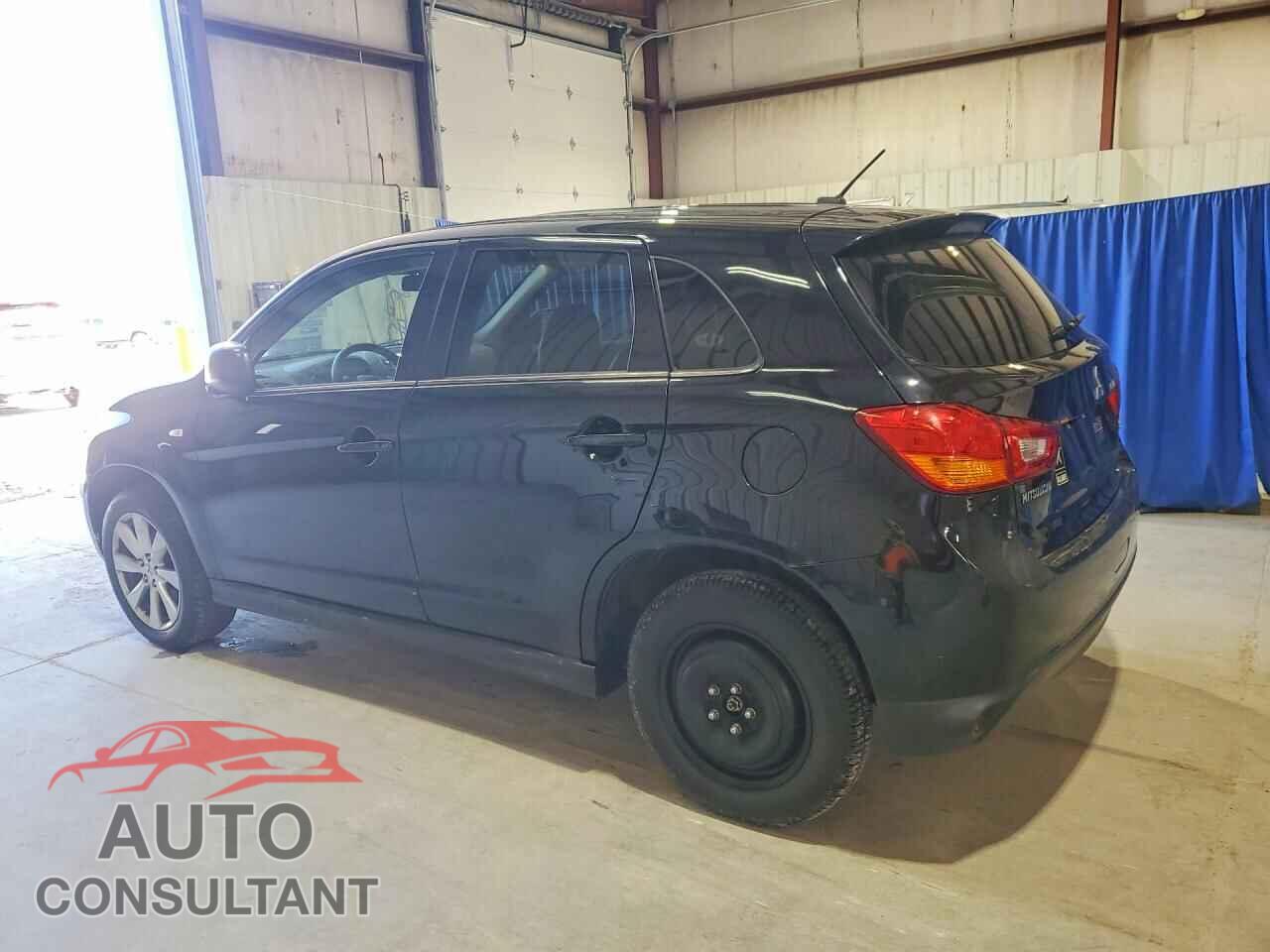 MITSUBISHI OUTLANDER 2015 - 4A4AR4AUXFE008145