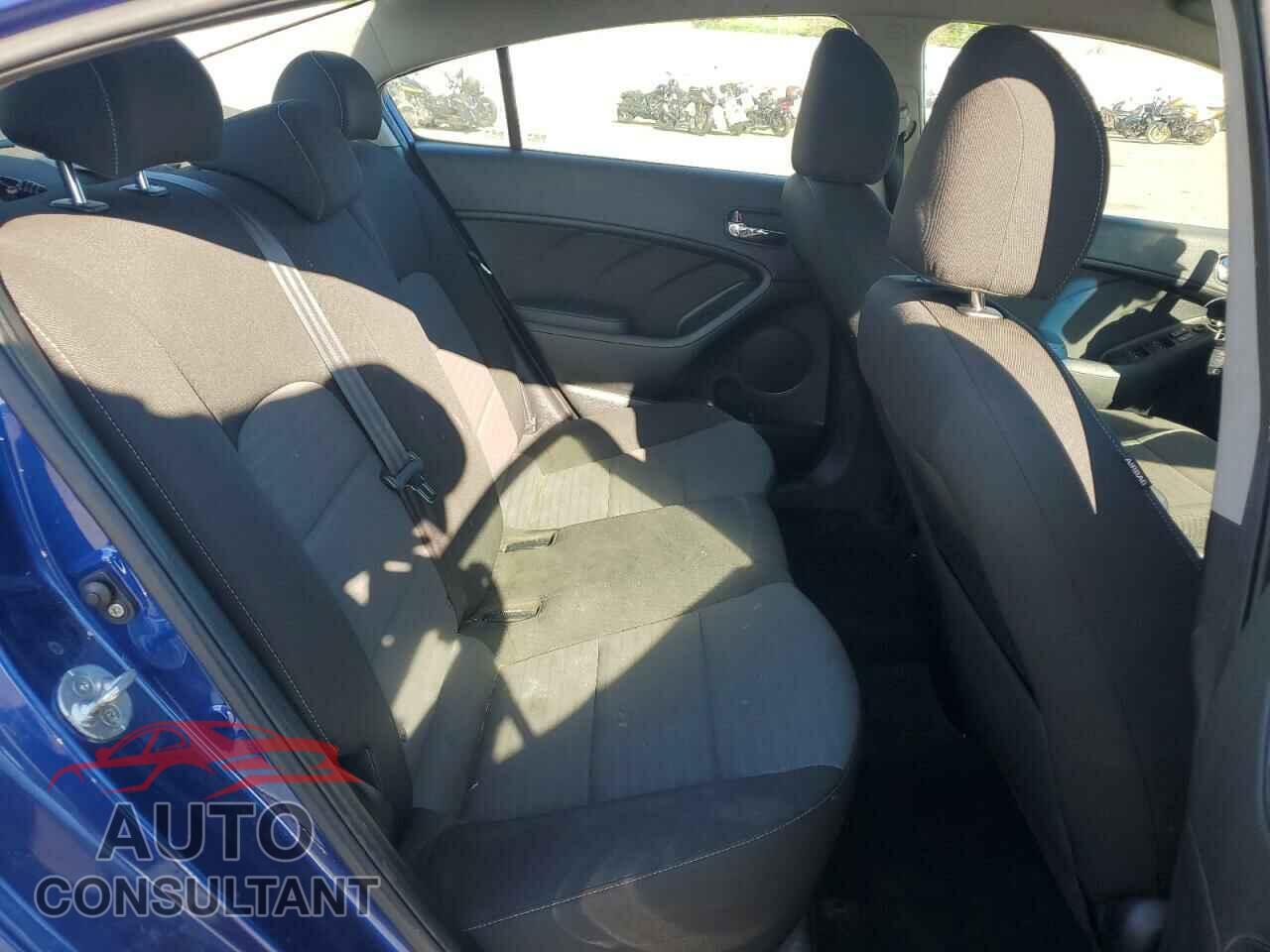 KIA FORTE 2017 - 3KPFL4A7XHE108424