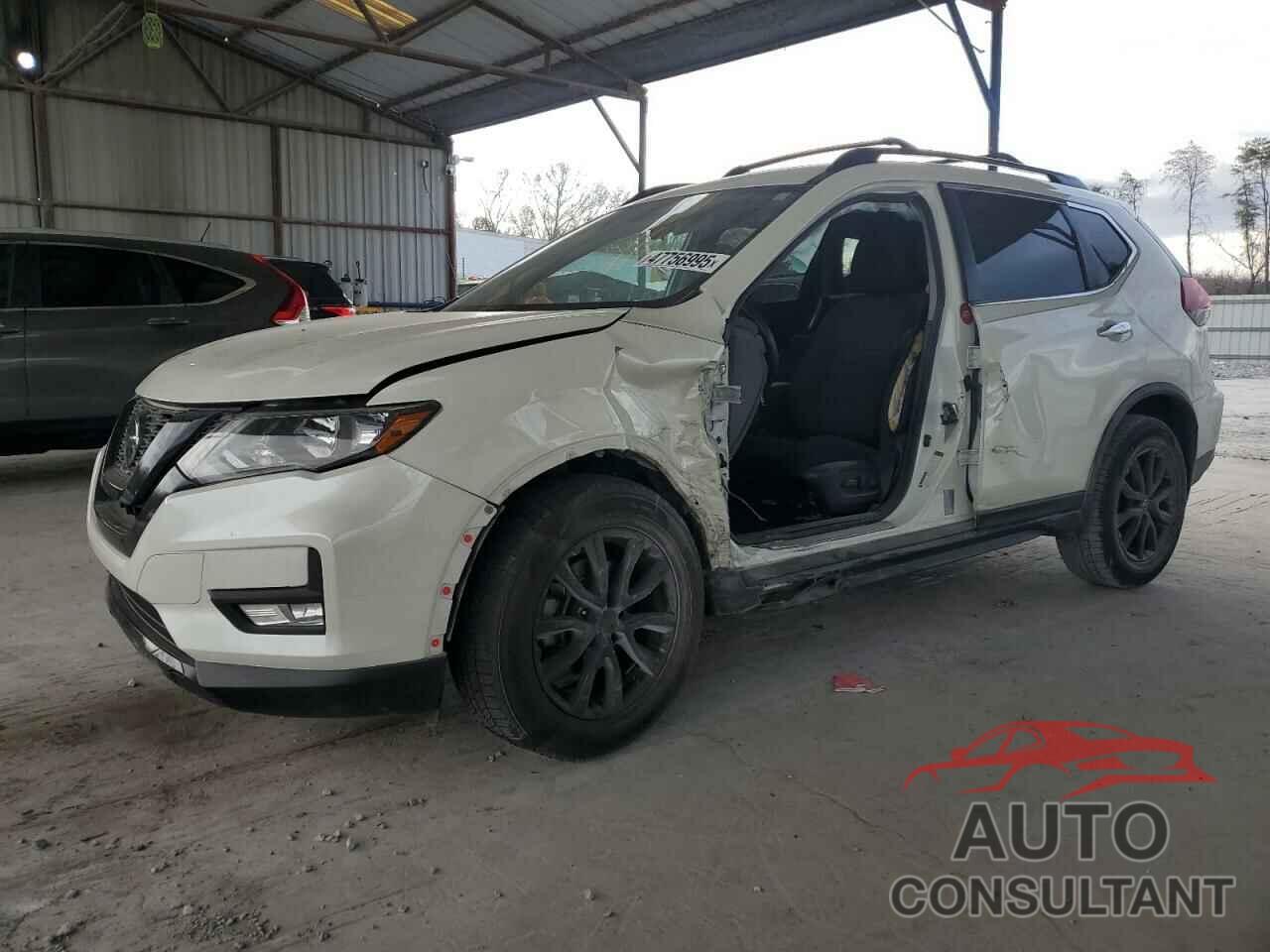 NISSAN ROGUE 2018 - 5N1AT2MT2JC744822