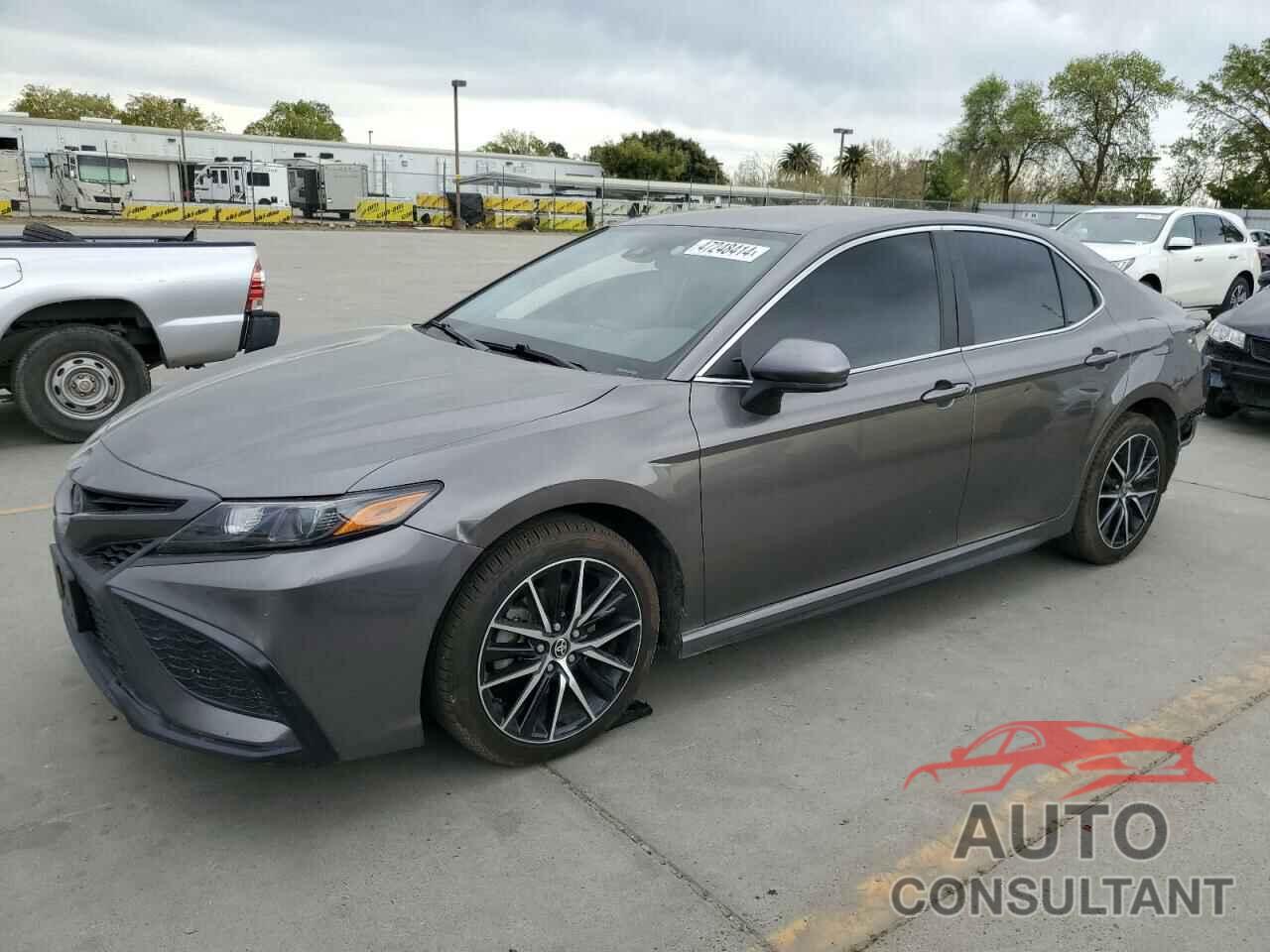TOYOTA CAMRY 2021 - 4T1G11AKXMU532335