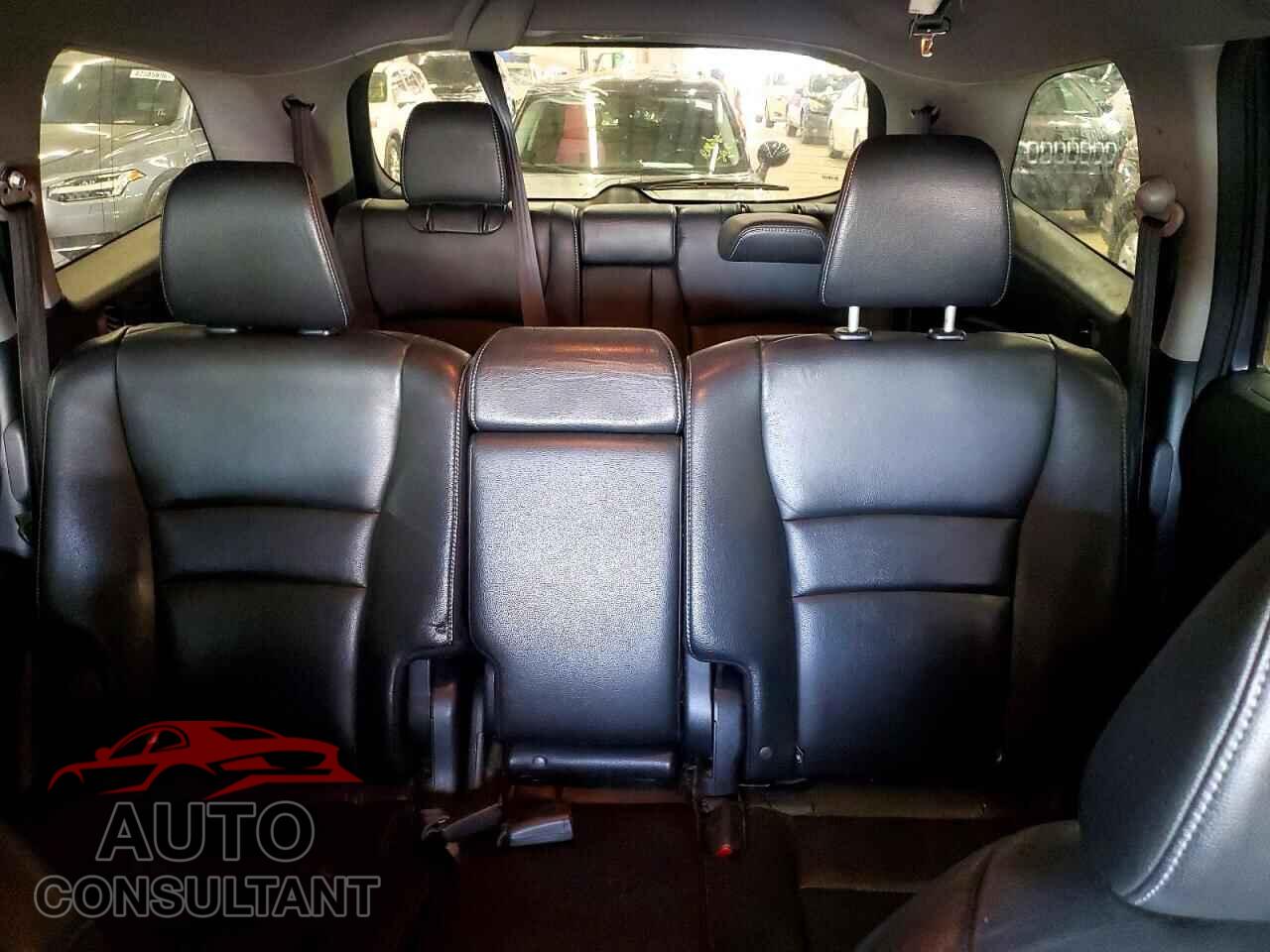 HONDA PILOT 2016 - 5FNYF6H61GB117191