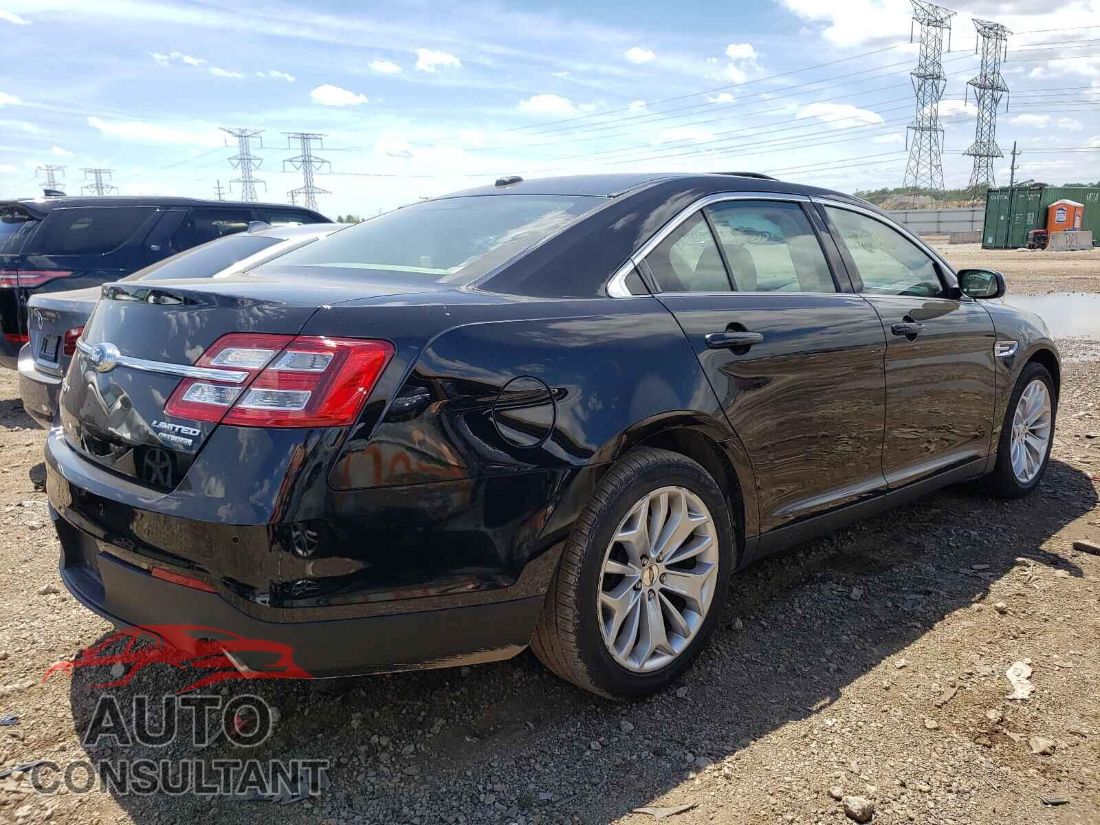 FORD TAURUS 2018 - 1FAHP2F85JG118373
